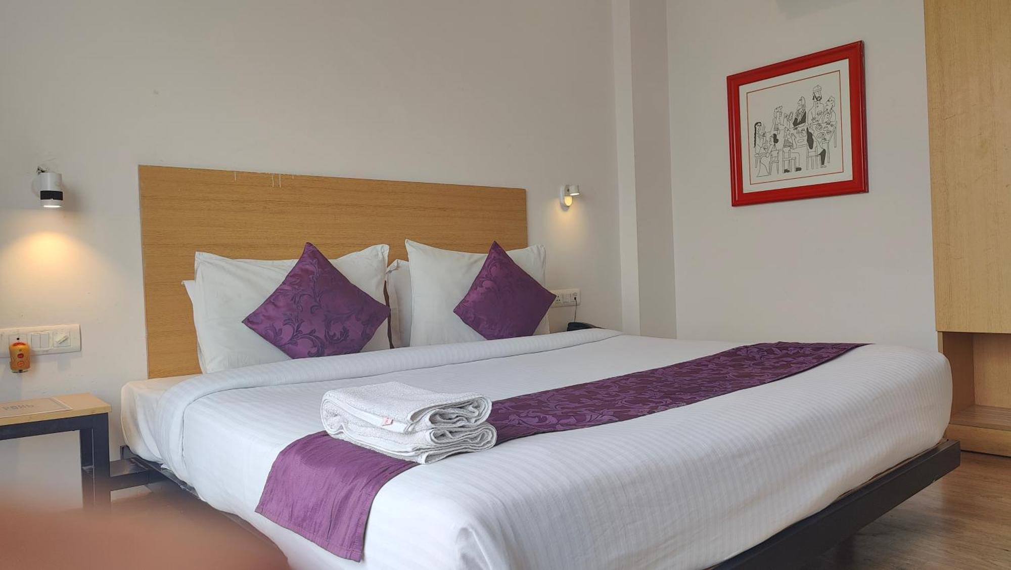 Orange Hotel