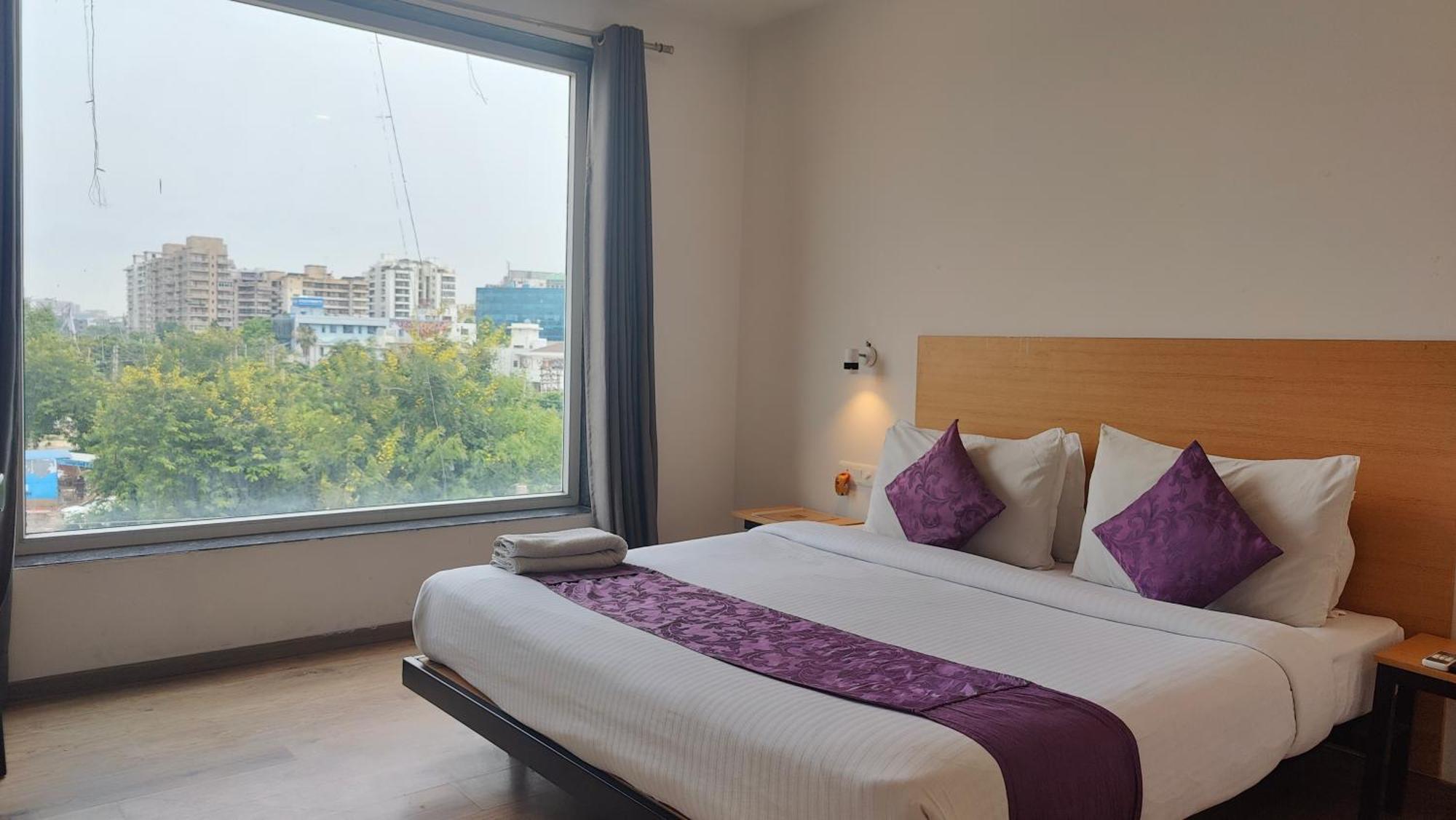 Hotel Orange Gurgaon
