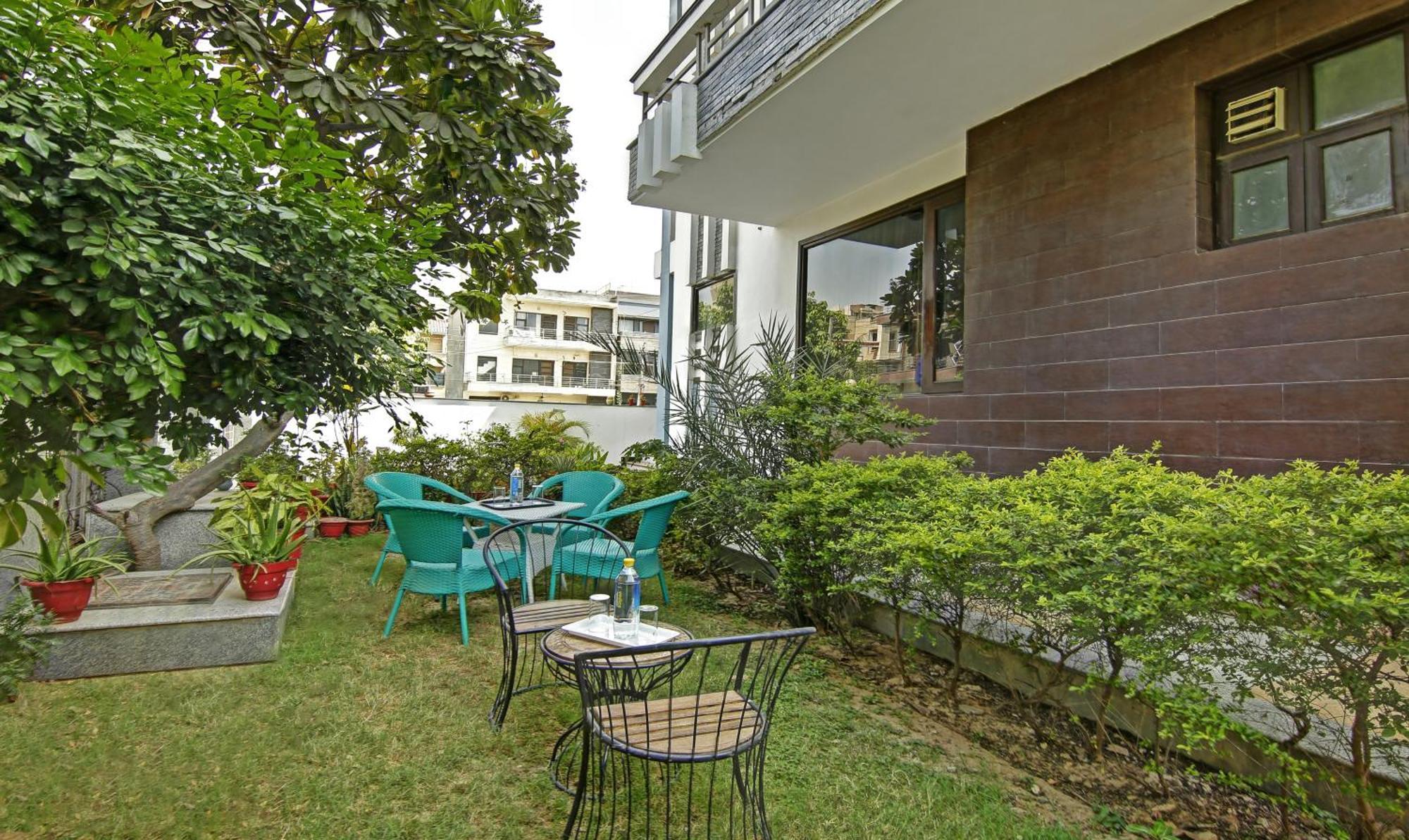 Hotel Blue Moon Residency & Restaurant