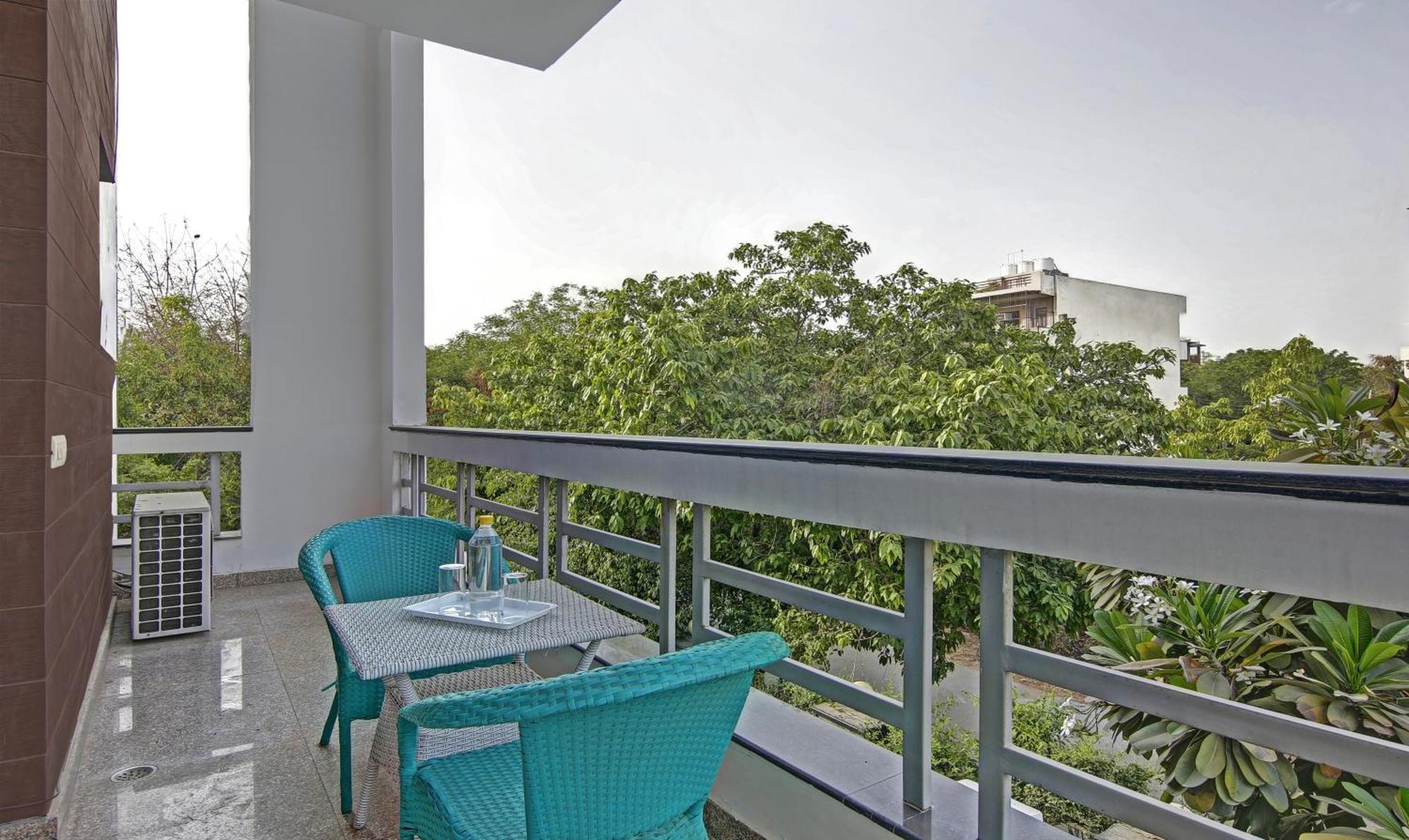 Blue Moon Residency & Restaurant
