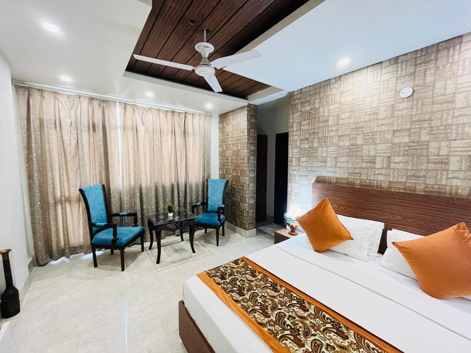Dayal Regency, Shushant Lok Sector 29, Near Fortis Hospital Gurgaon