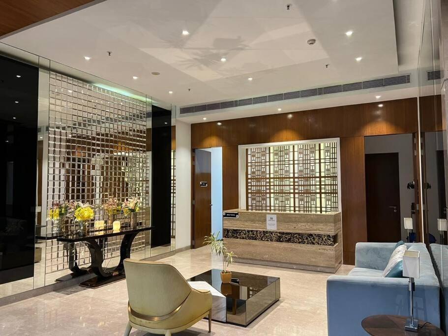 Luxury Key 10 * Gurgaon