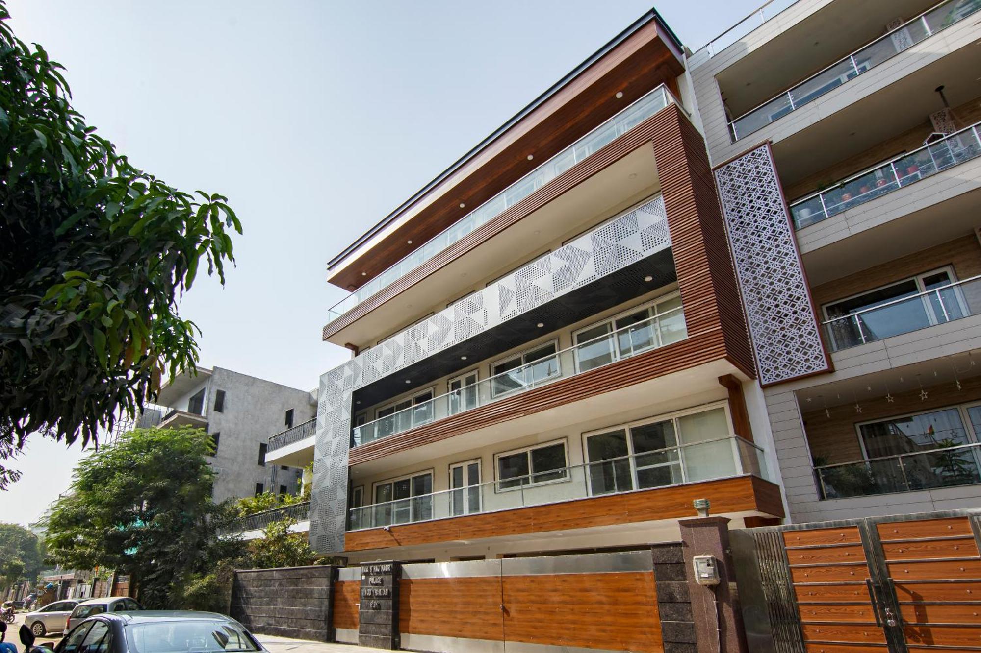 Living Homes Aries-sector 47, Near Park Hospital, Jharsa Road * Gurgaon