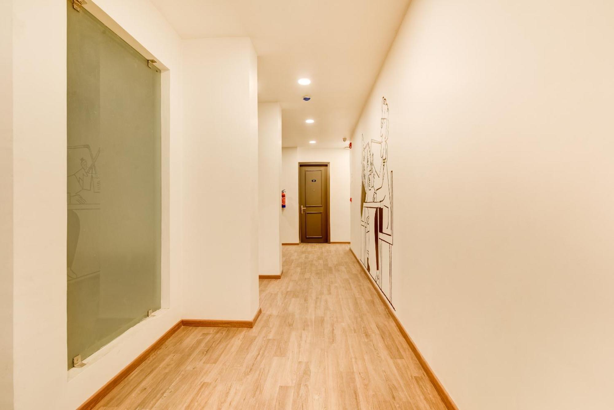 Townhouse 282 Golf Course Road Near Appu Ghar 4* Gurgaon