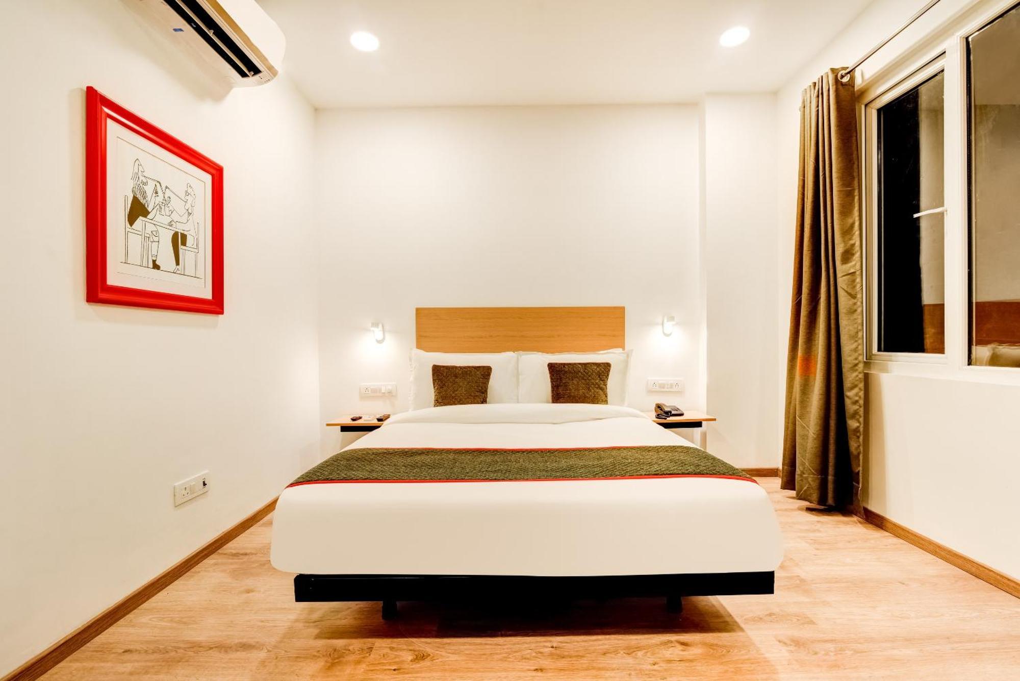 Townhouse 282 Golf Course Road Near Appu Ghar Hotel Gurgaon