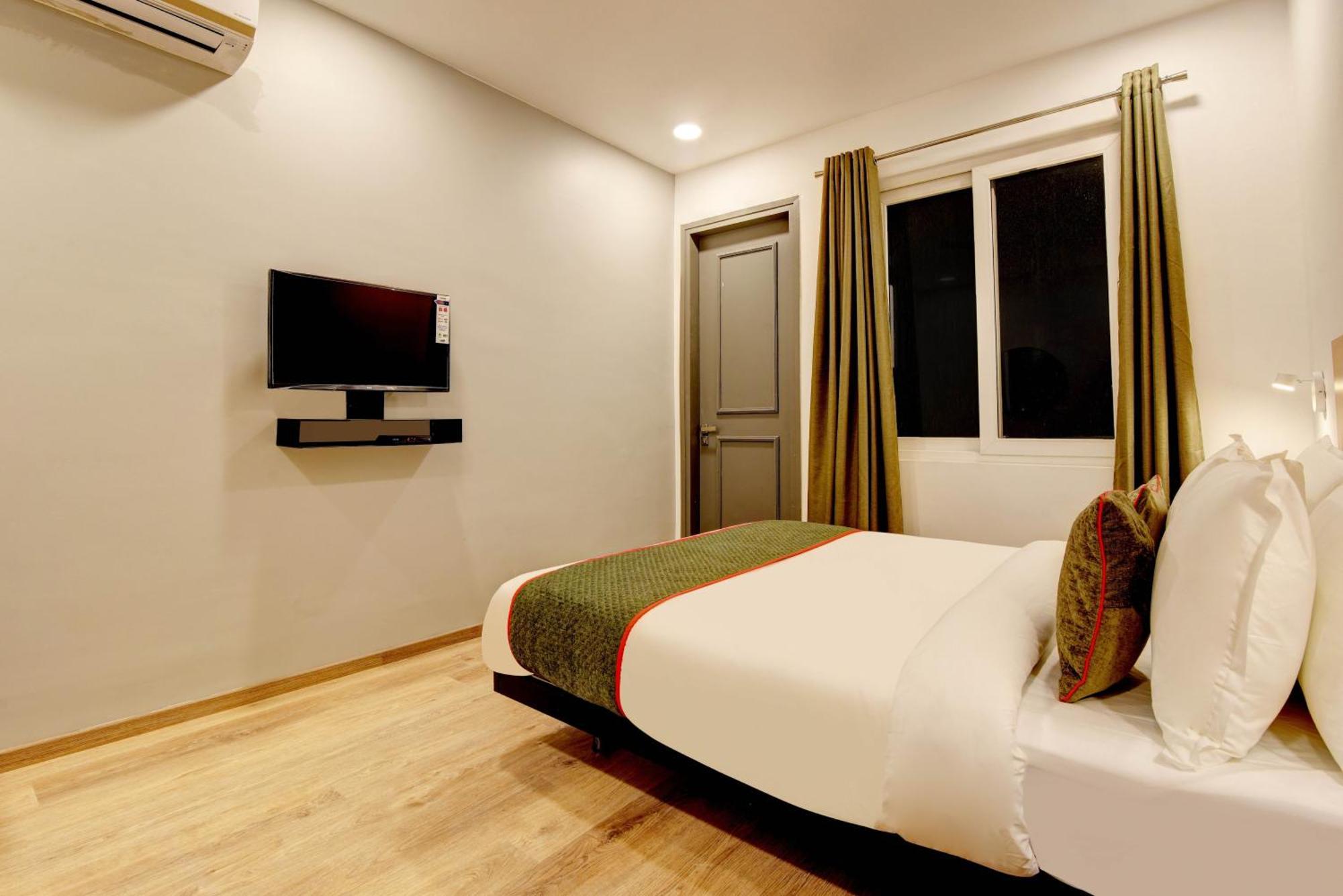 Townhouse 282 Golf Course Road Near Appu Ghar