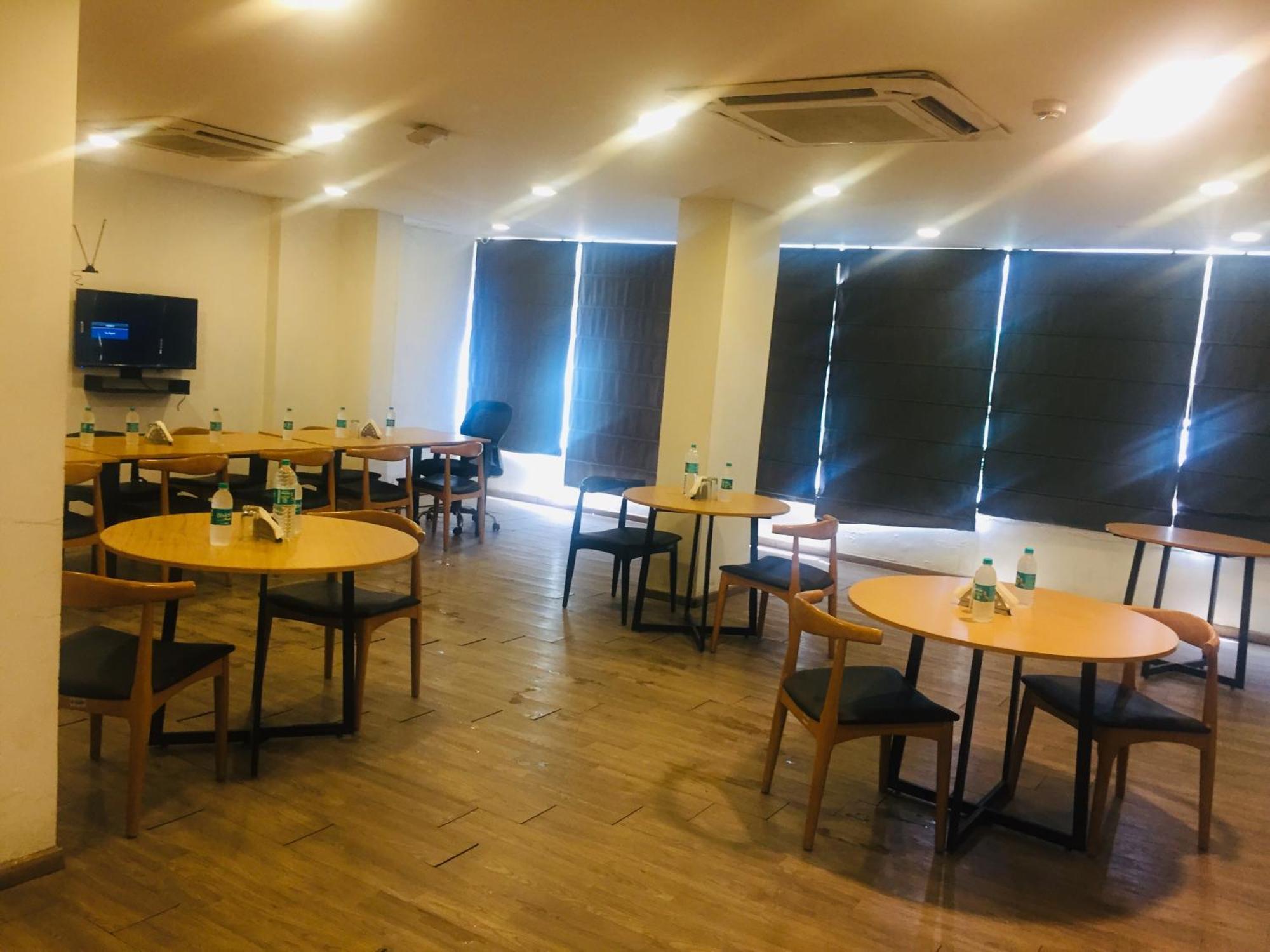 Bellmore And Homes Hotel Gurgaon