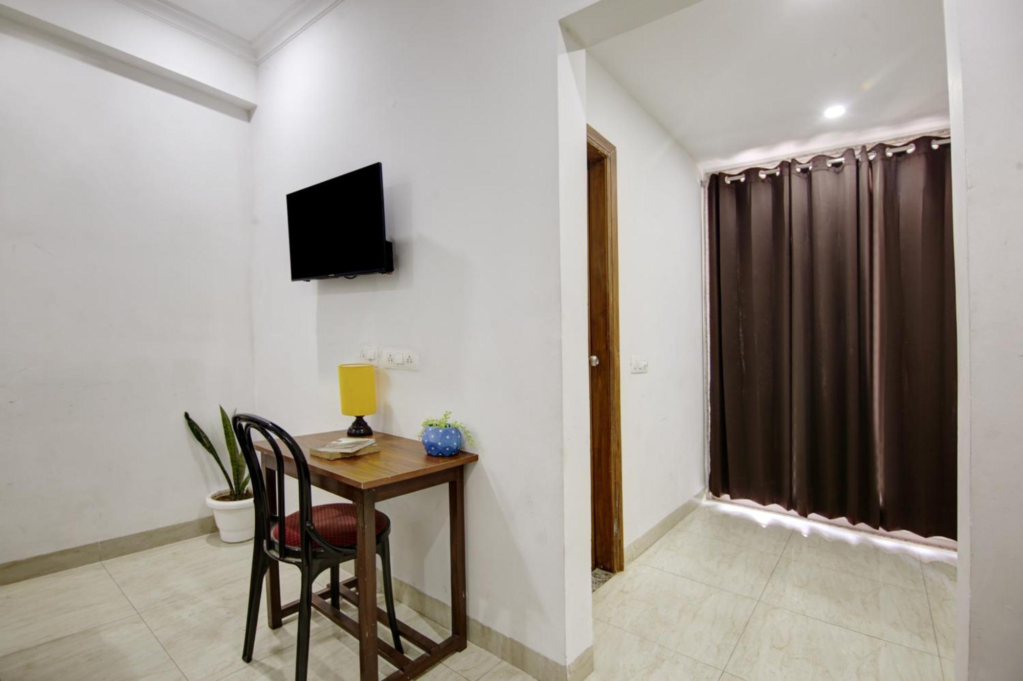 Niketan Medanta Service - A Boutique Bed & Breakfast *