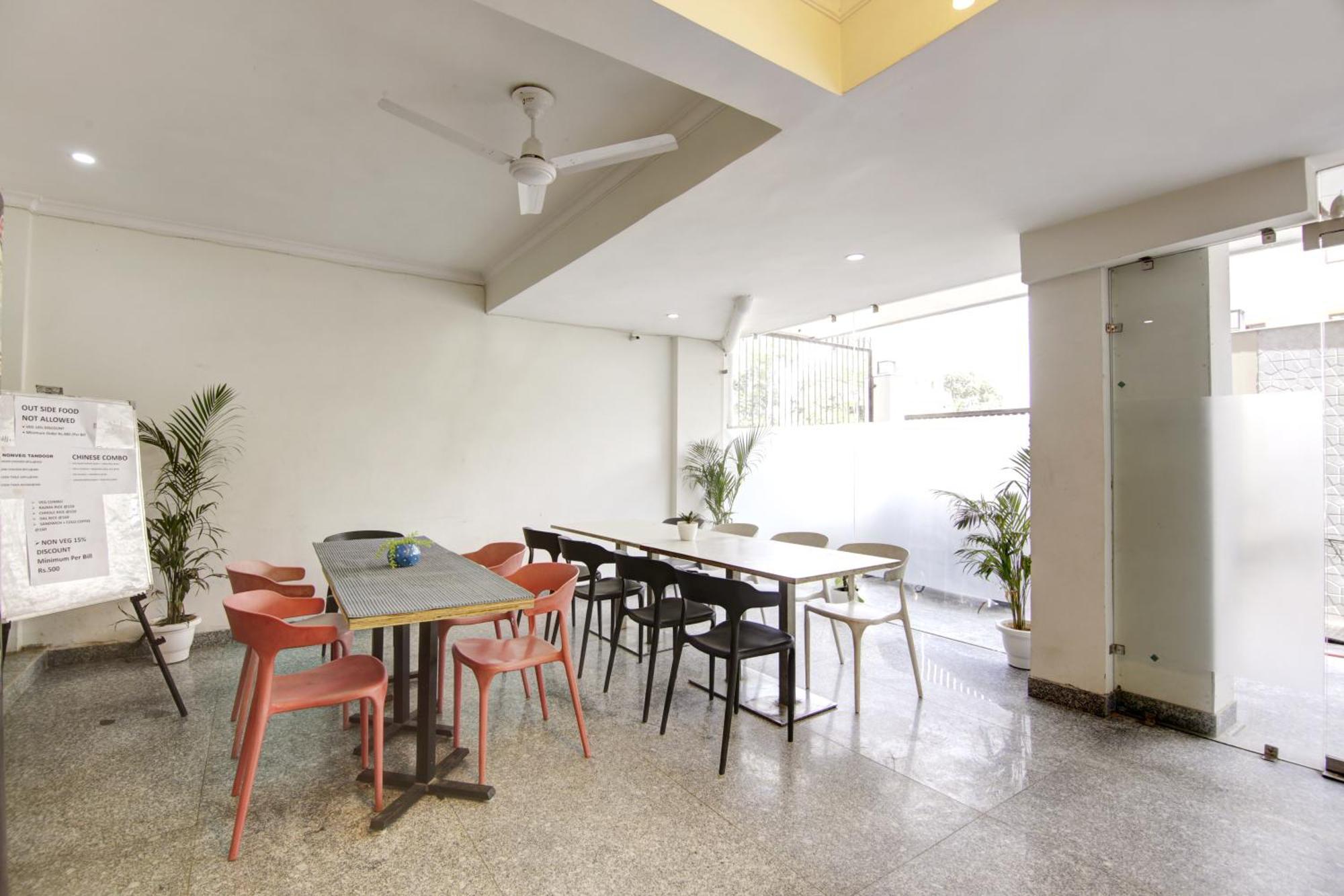 Bed & Breakfast Niketan Medanta Service - A Boutique Gurgaon