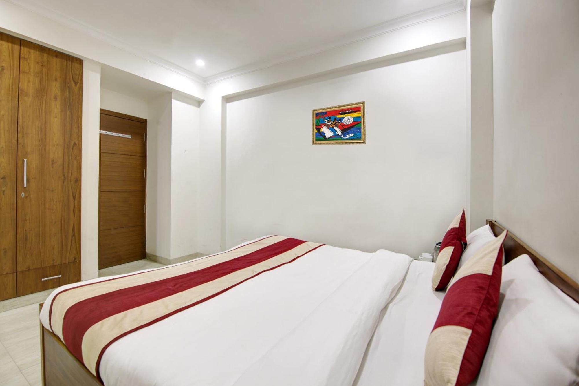 Niketan Medanta Service - A Boutique