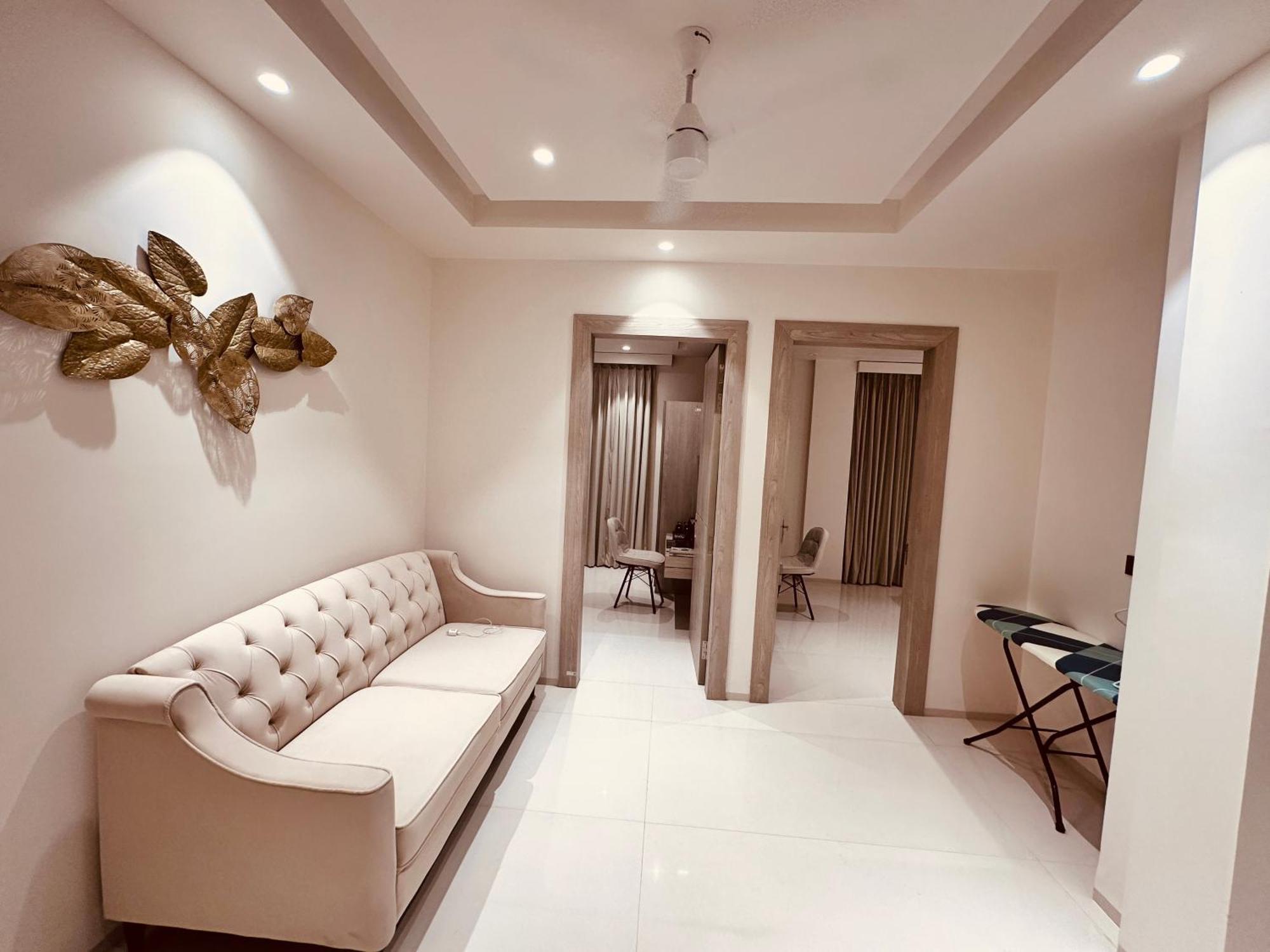 The Lodgers 2 Bhk Serviced Near Artemis Hospital Sector 57 - Nearest Metro Station Sector 54 Chowk * Gurgaon