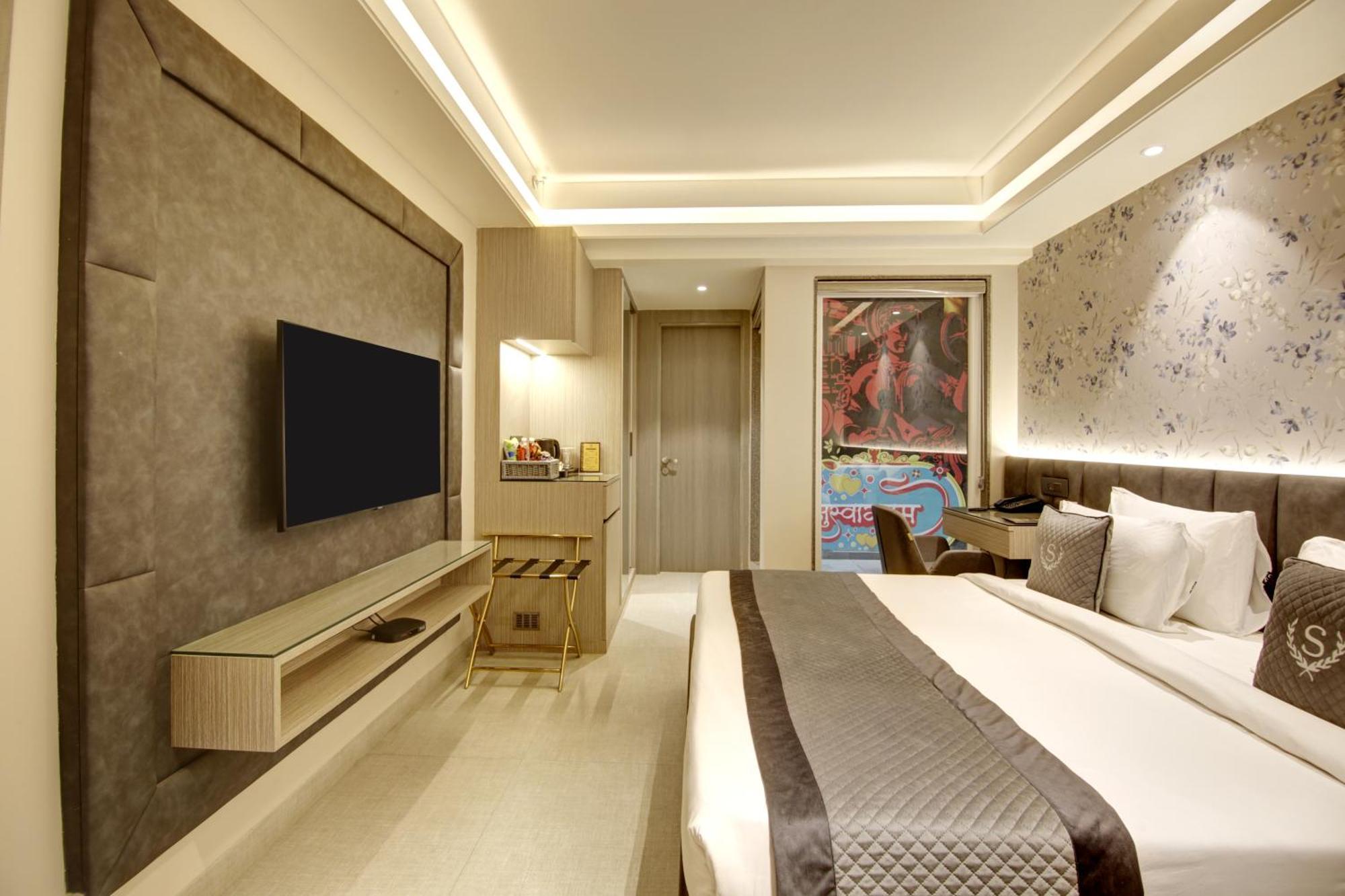 Stepstones And Inn-dlf Phase 3 4* Gurgaon