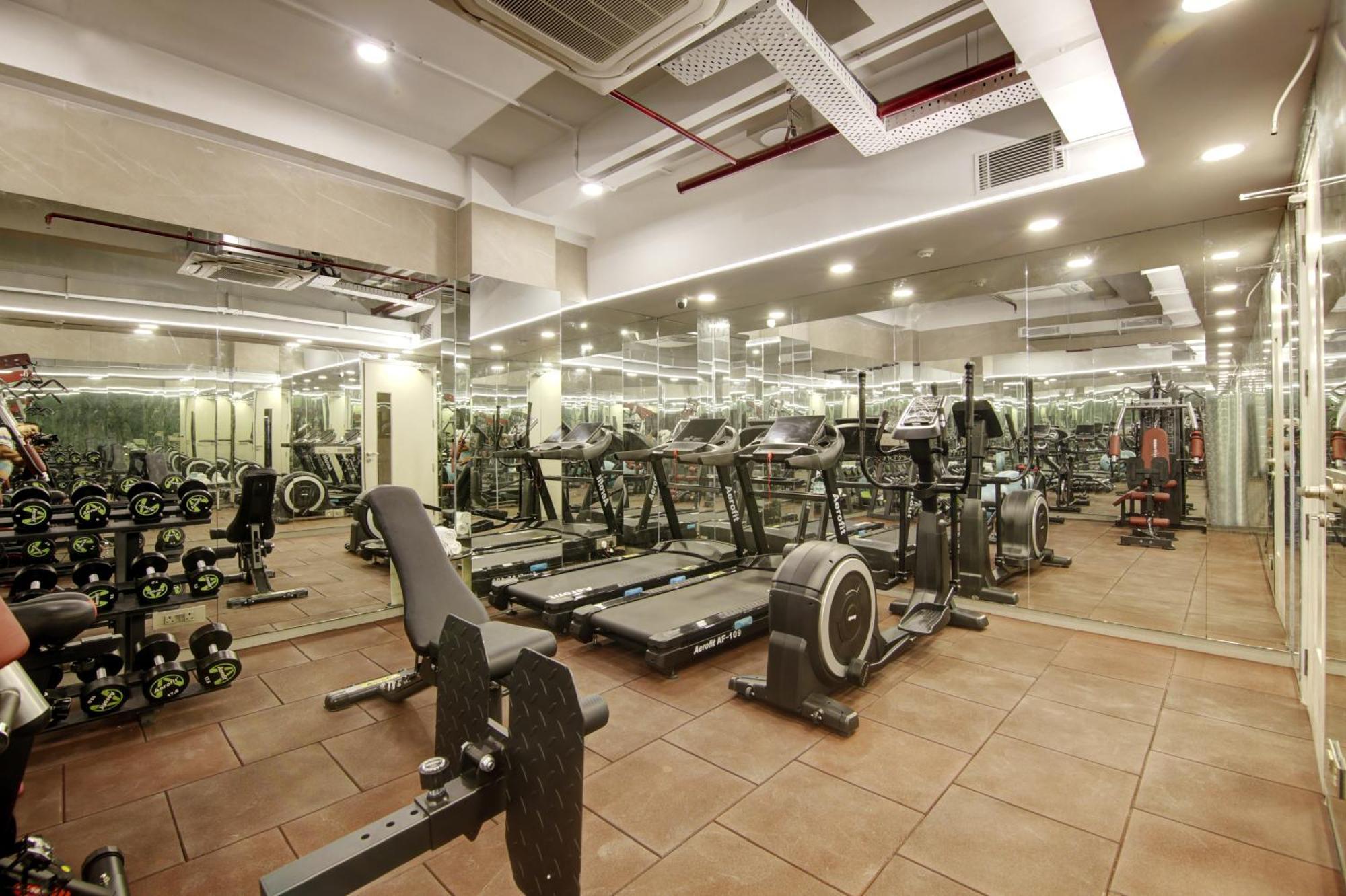 Stepstones And Inn-dlf Phase 3 4*