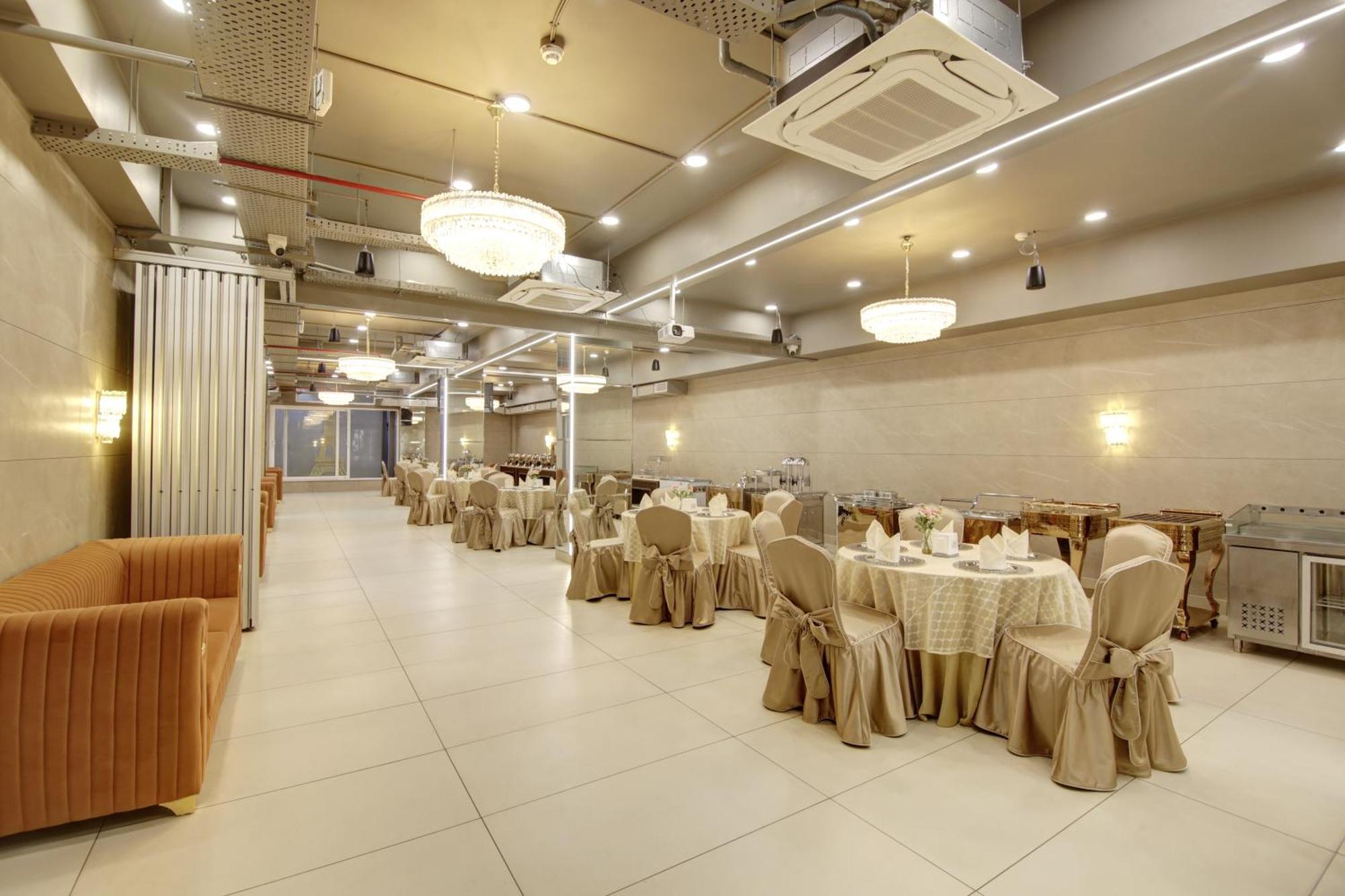 Hotel Stepstones And Inn-dlf Phase 3 4*
