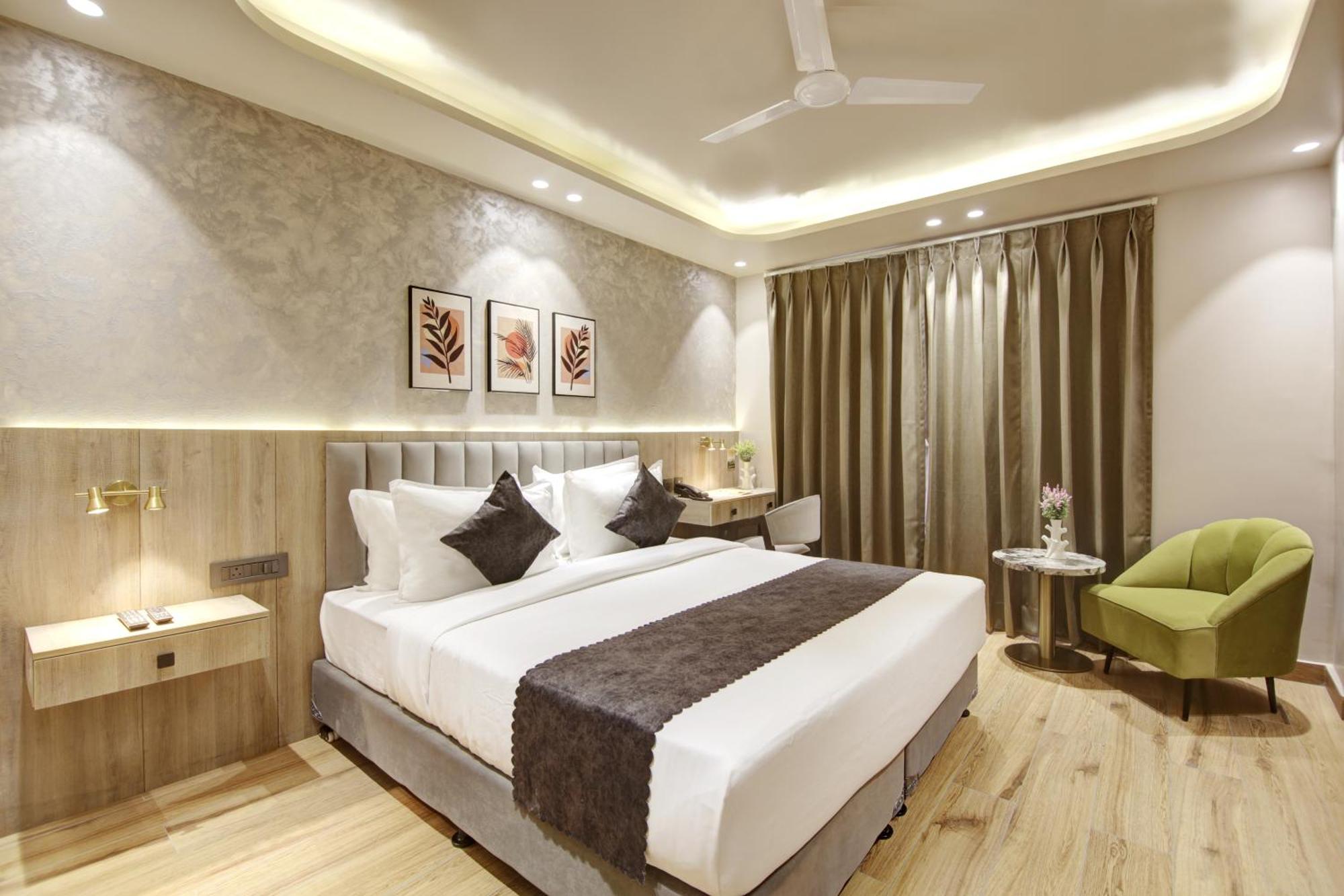 Hotel Saltstayz Premier - Near Golf Course Road & Sector 57