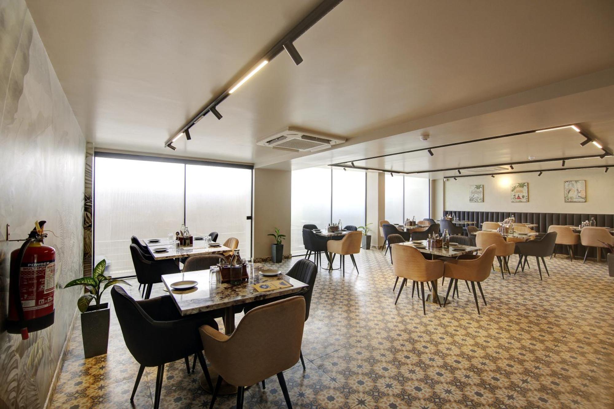 Saltstayz Premier - Near Golf Course Road & Sector 57 Hotel Gurgaon