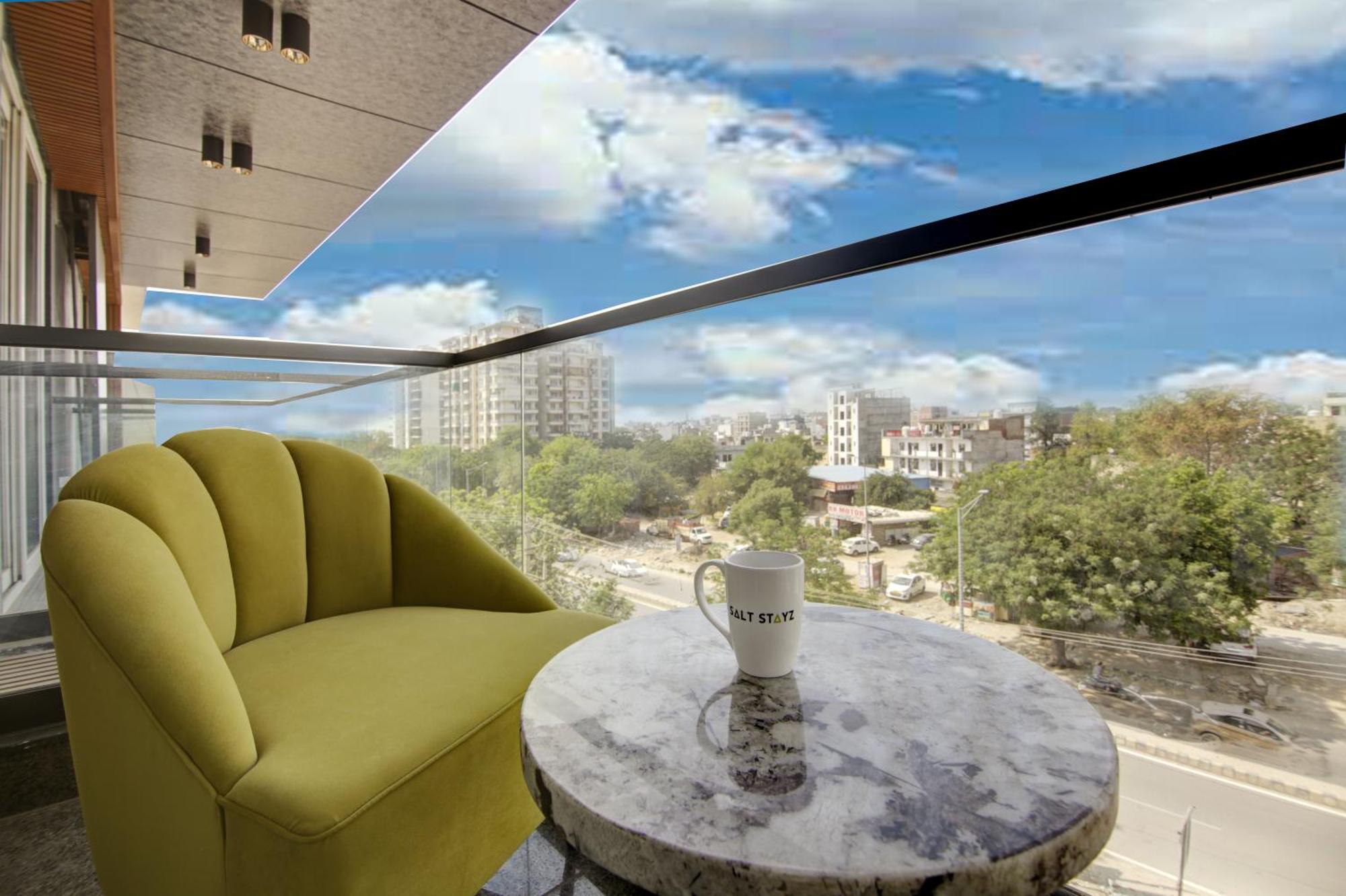 Saltstayz Premier - Near Golf Course Road & Sector 57 Hotel Gurgaon