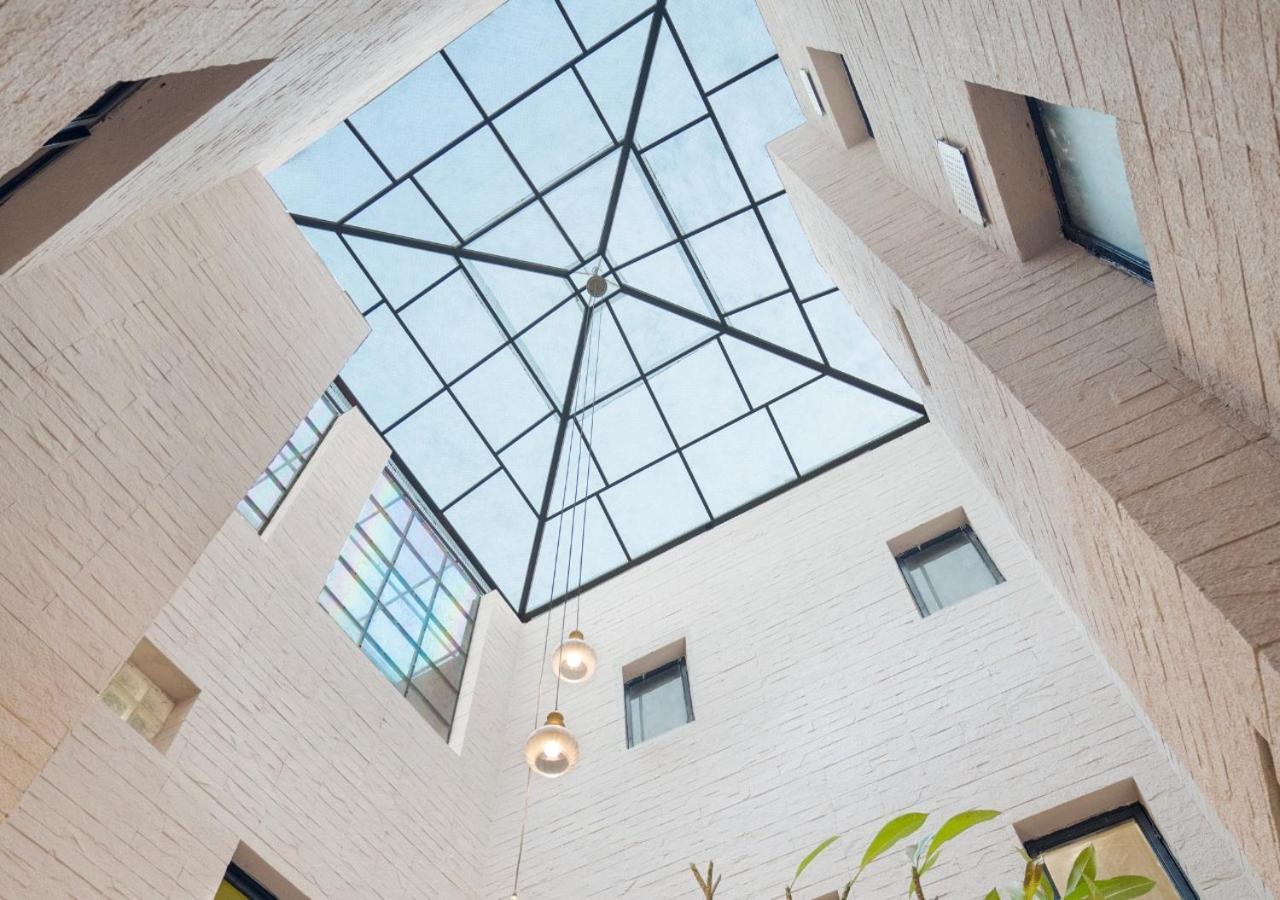 Hotel Firebrick Boutique Residences - Garnet House Gurgaon