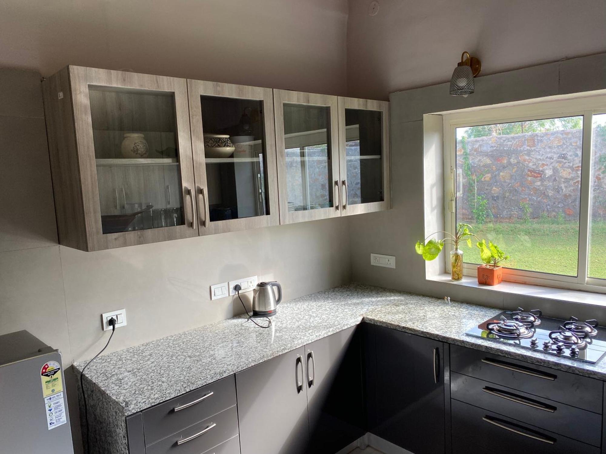 Orchard At Sarai - Private Cottage, Large Lawn, & Pet Friendly Holiday home *