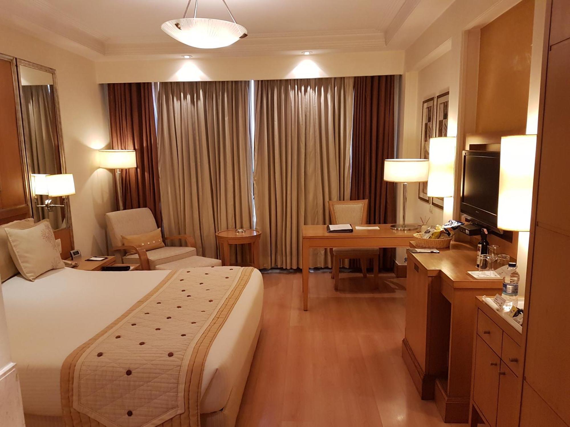 Hotel Dia Park Premier Gurgaon