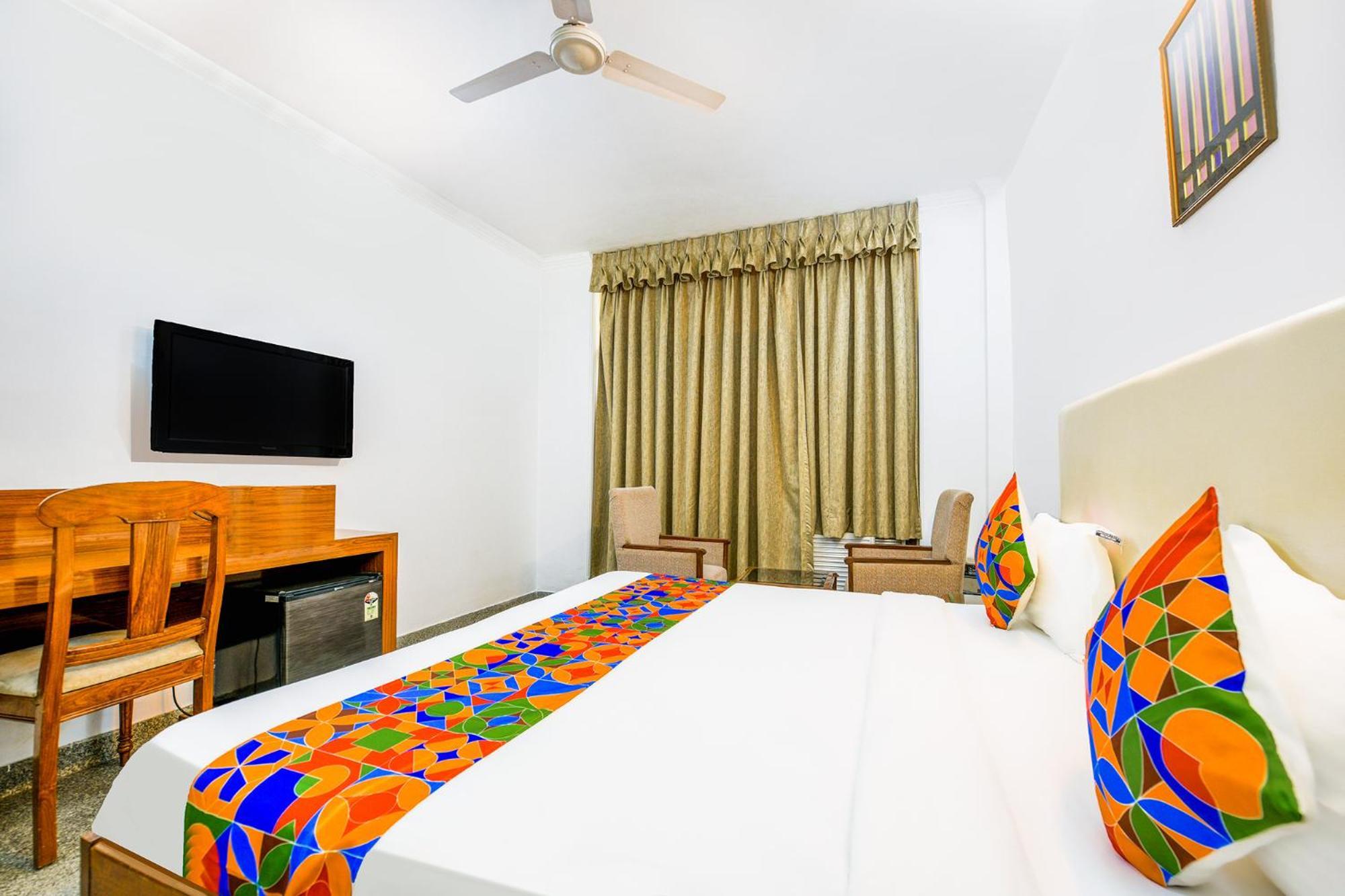 Hotel Exotica Leisure Valley,