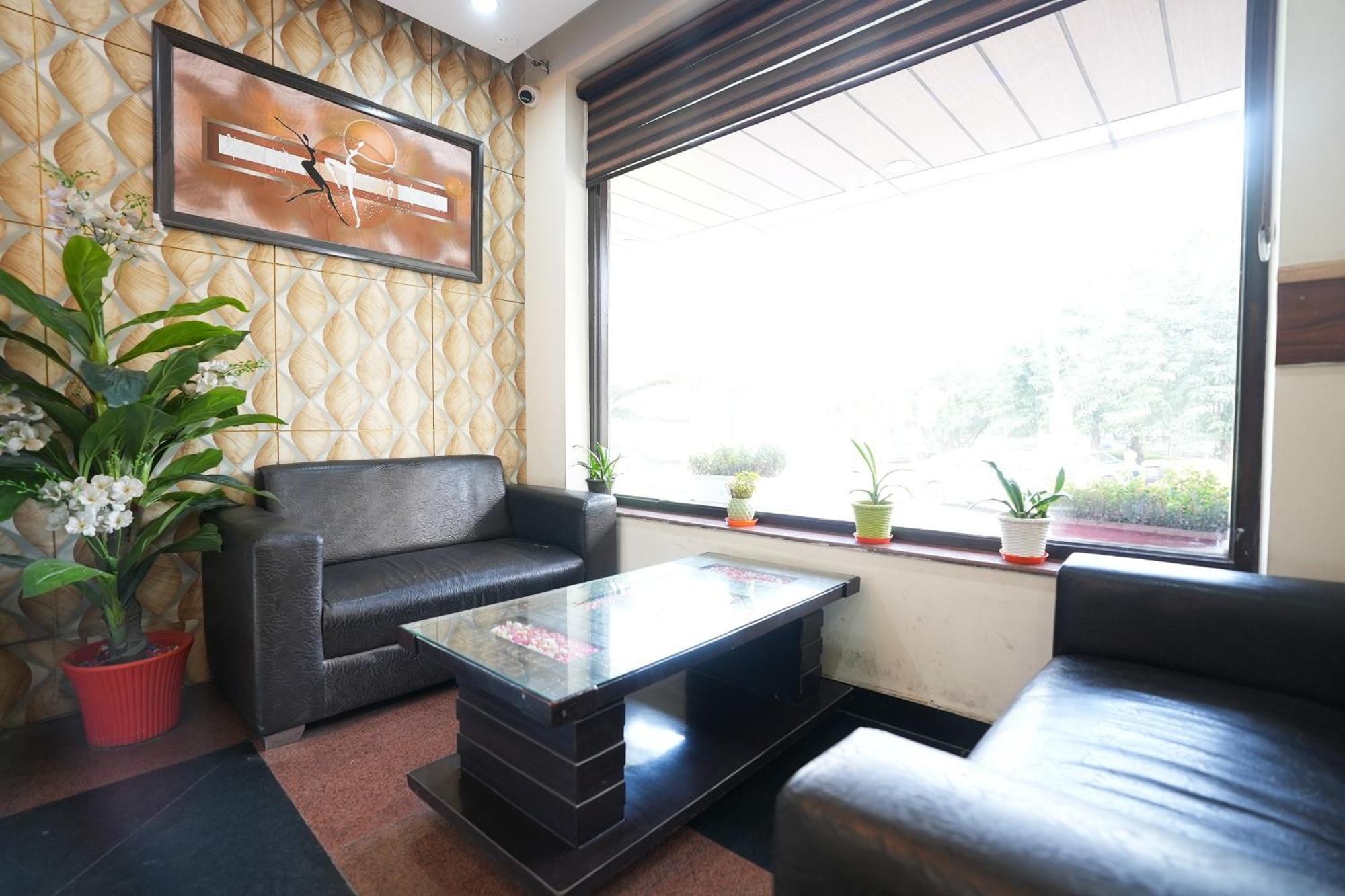 Hotel Kabul Medanta Hospital, Gurugram Gurgaon