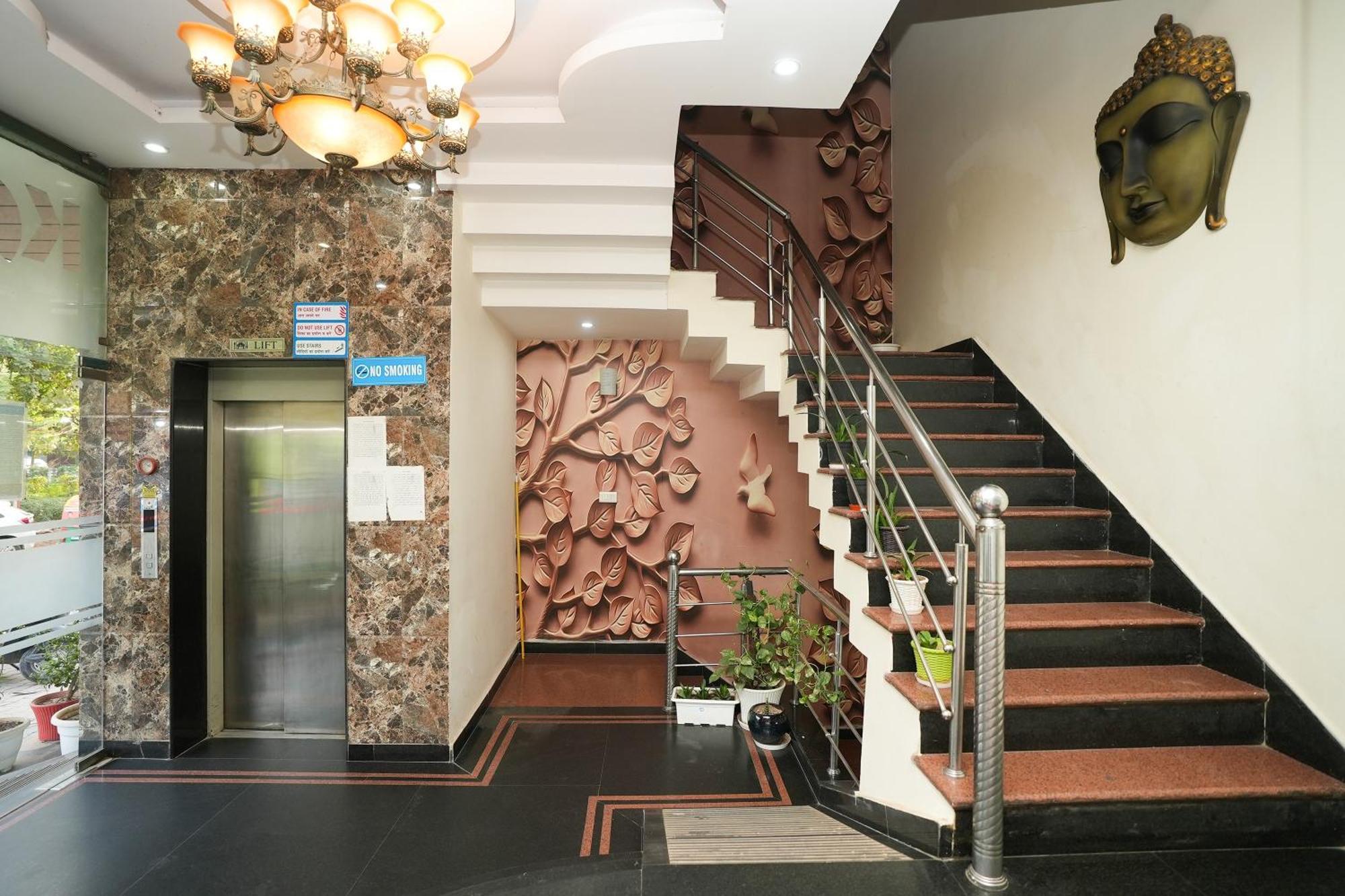 Hotel Kabul Medanta Hospital, Gurugram Gurgaon