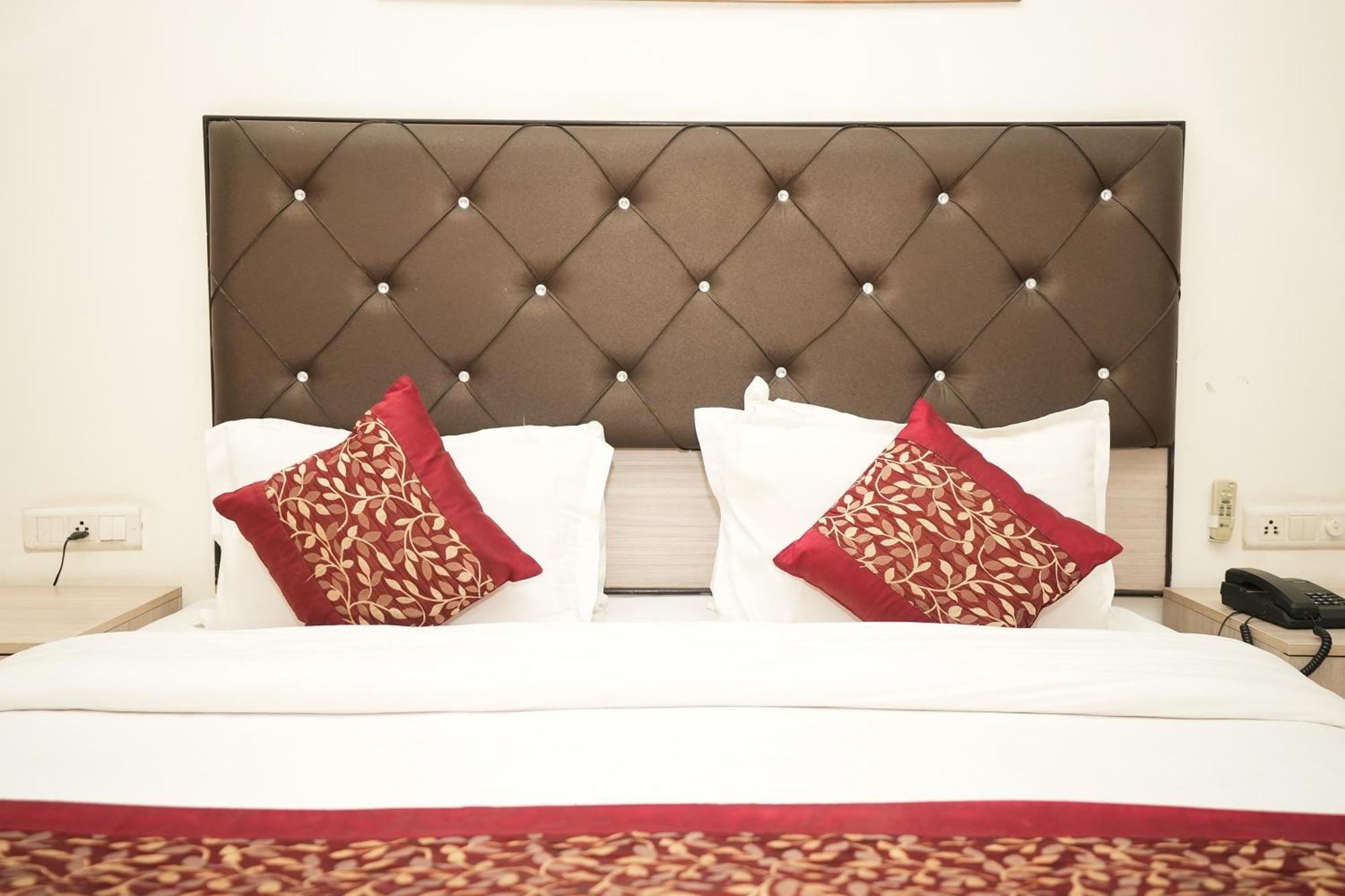 Kabul Medanta Hospital, Gurugram 3* Gurgaon