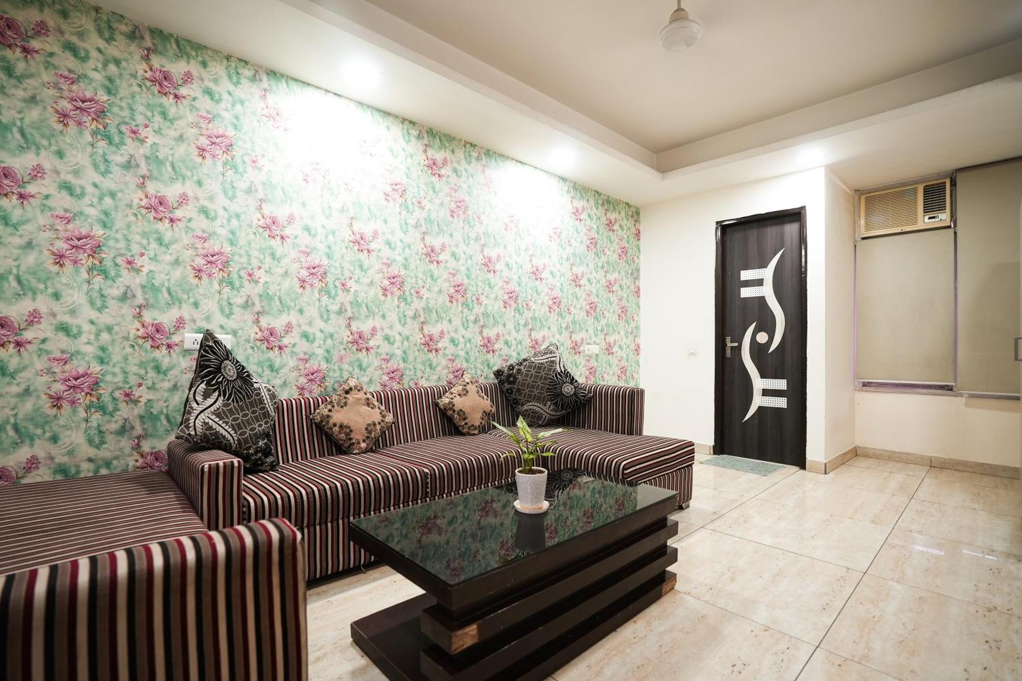 Hotel Kabul Medanta Hospital, Gurugram 3*