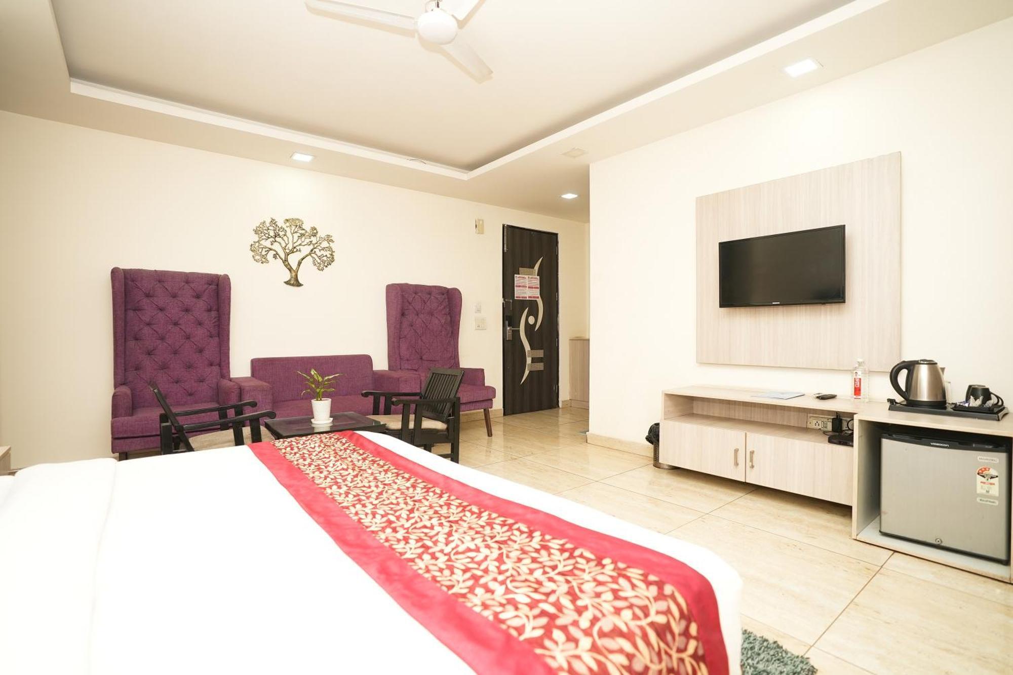 Kabul Medanta Hospital, Gurugram Hotel Gurgaon