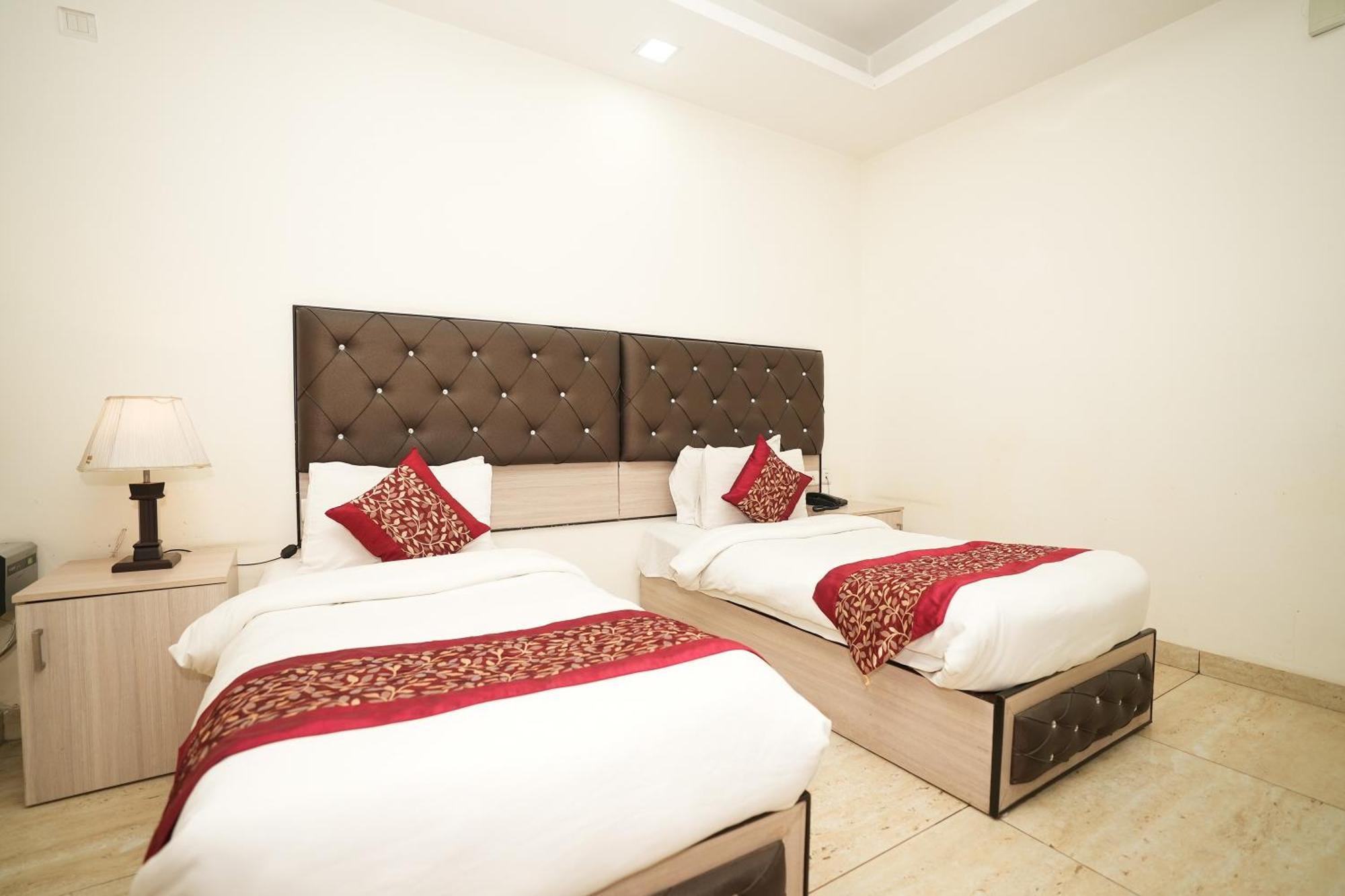 Kabul Medanta Hospital, Gurugram Hotel 3*
