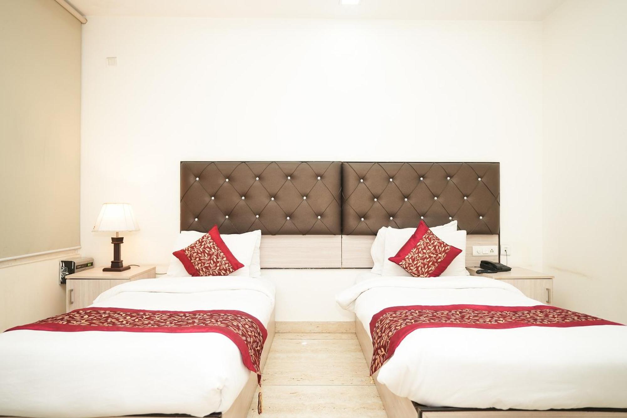 Hotel Kabul Medanta Hospital, Gurugram 3*
