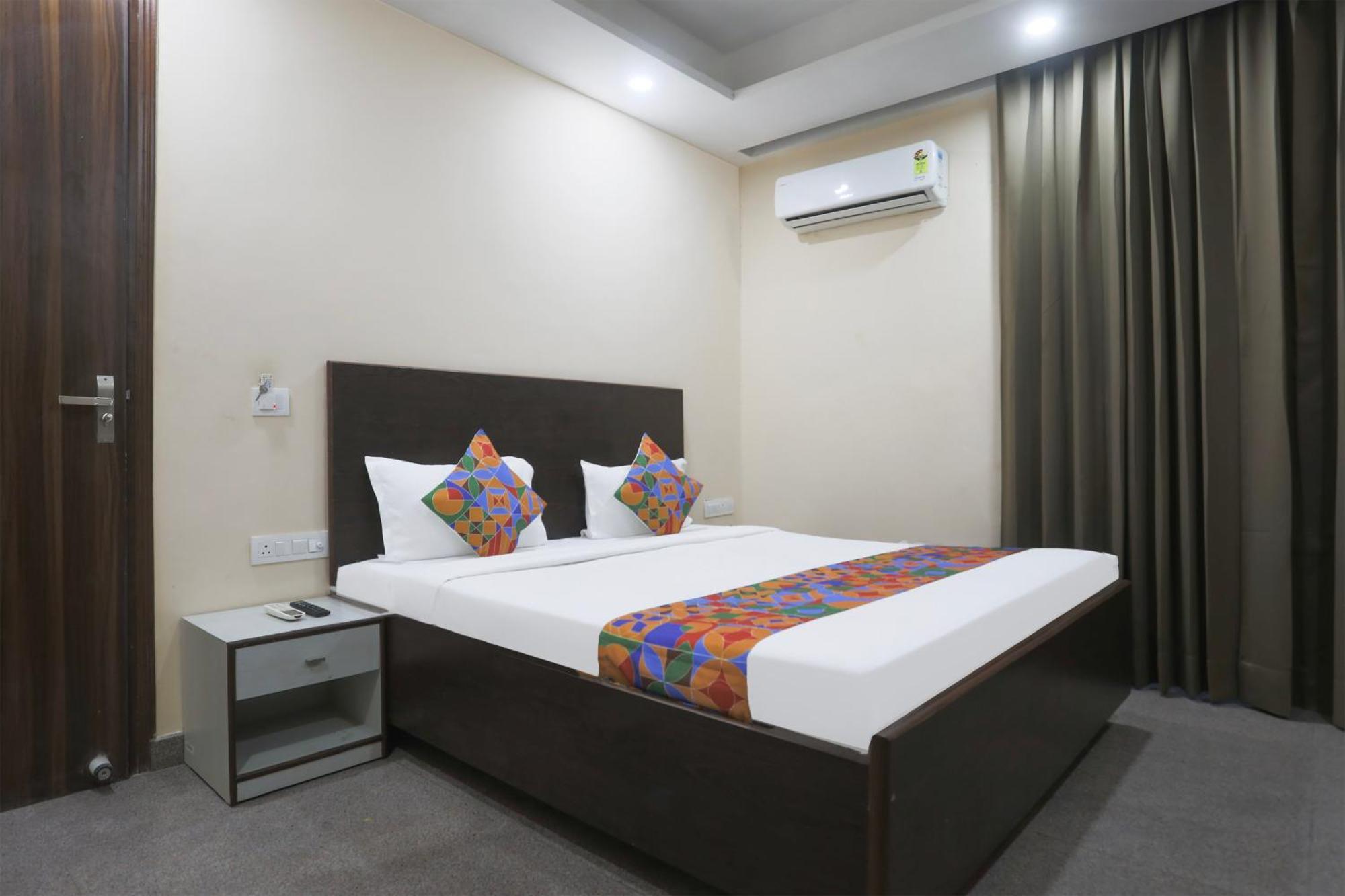 Hotel Fabhotel Bliss Premium Gurgaon