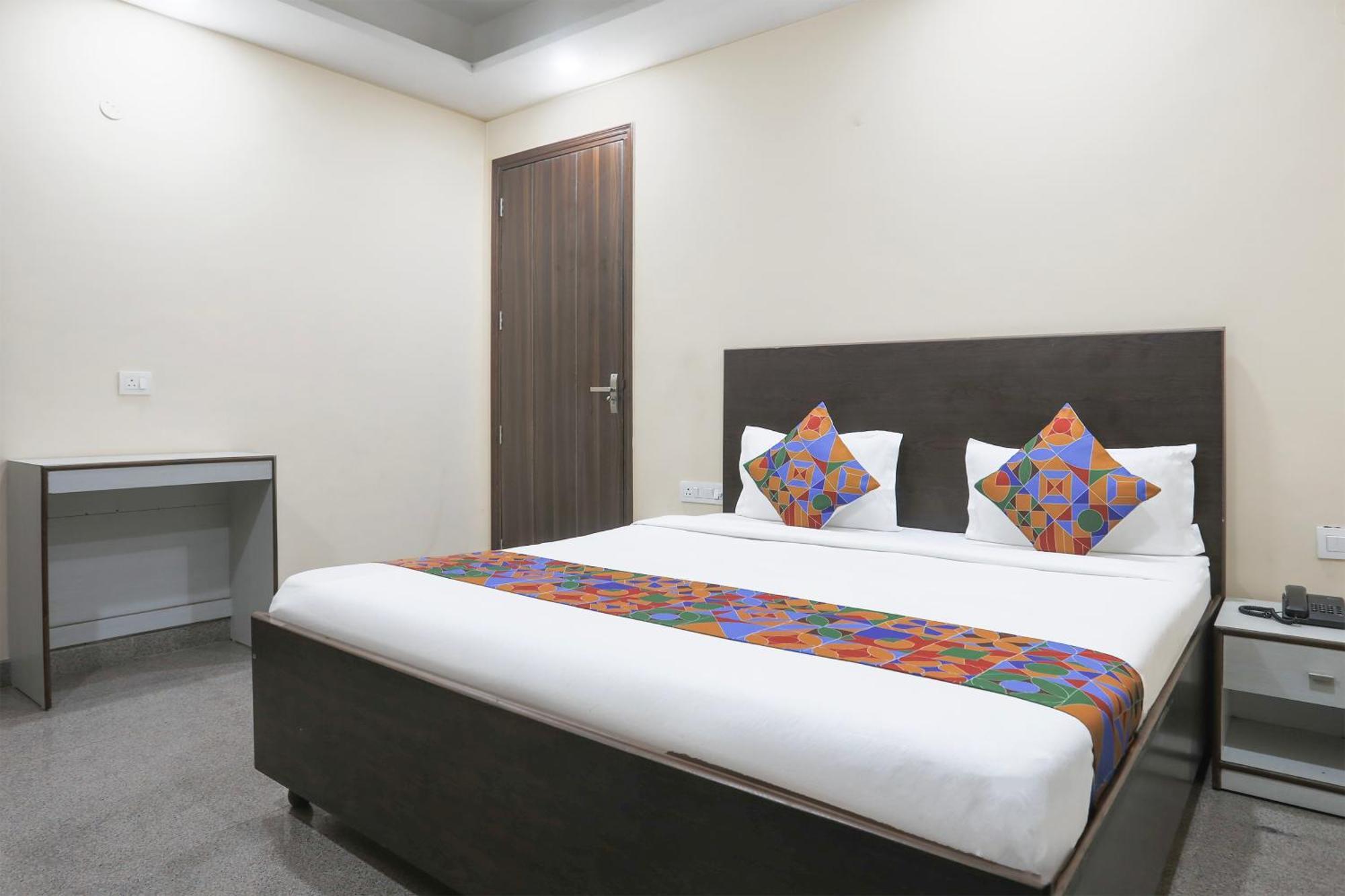 Fabhotel Bliss Premium 3* Gurgaon