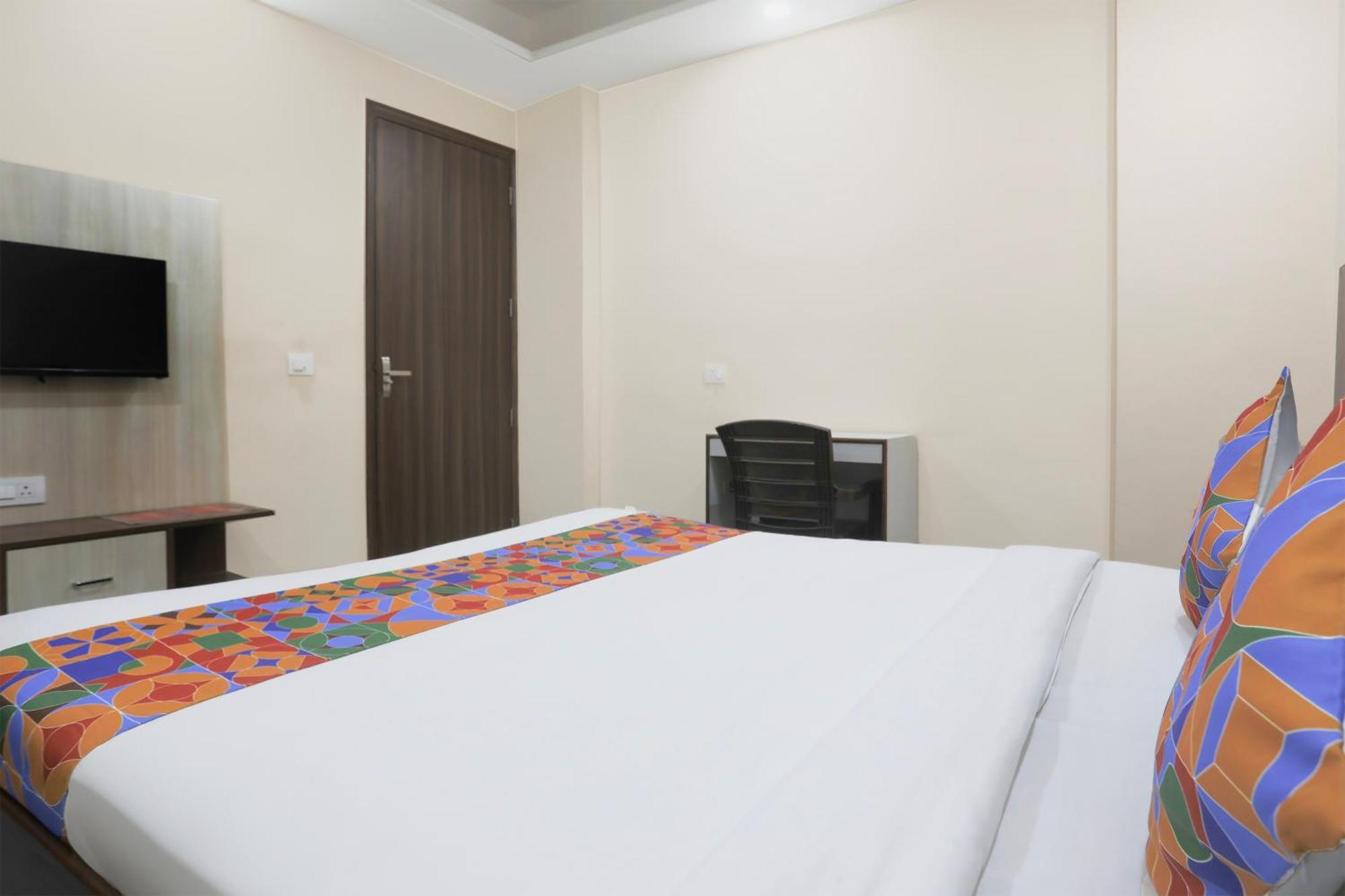 Fabhotel Bliss Premium 3*