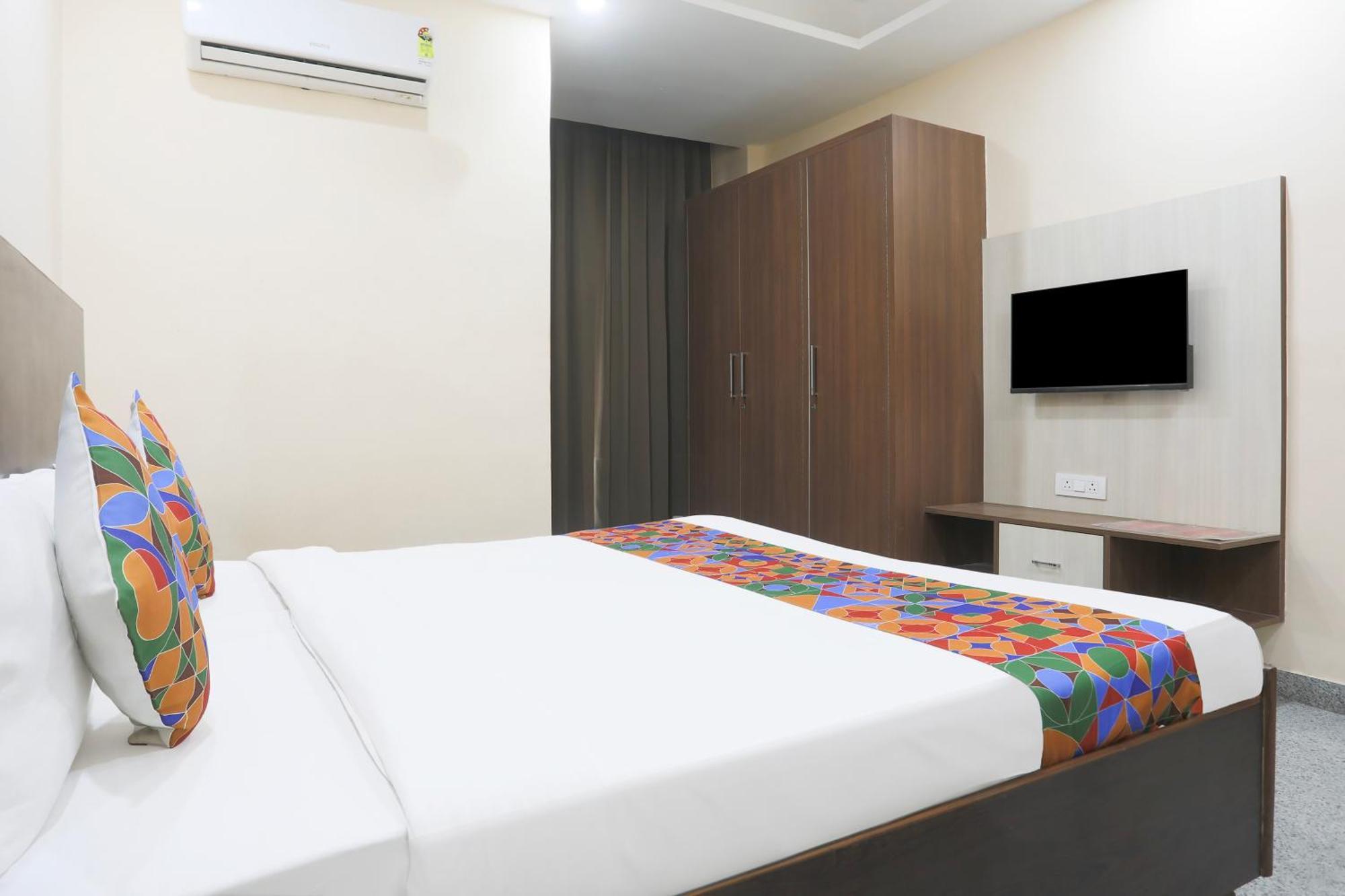 Hotel Fabhotel Bliss Premium Gurgaon