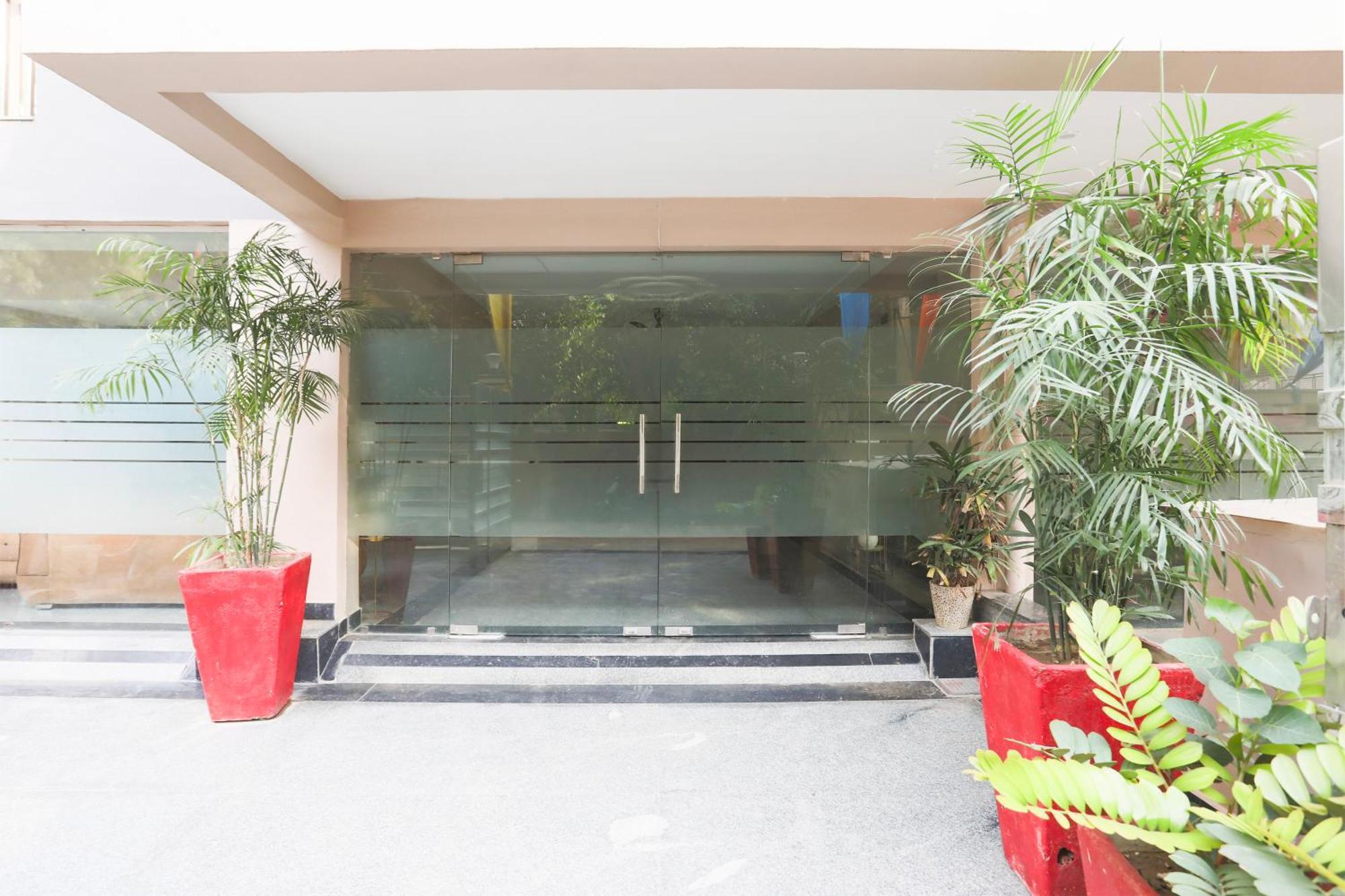 Hotel Fabhotel Bliss Premium