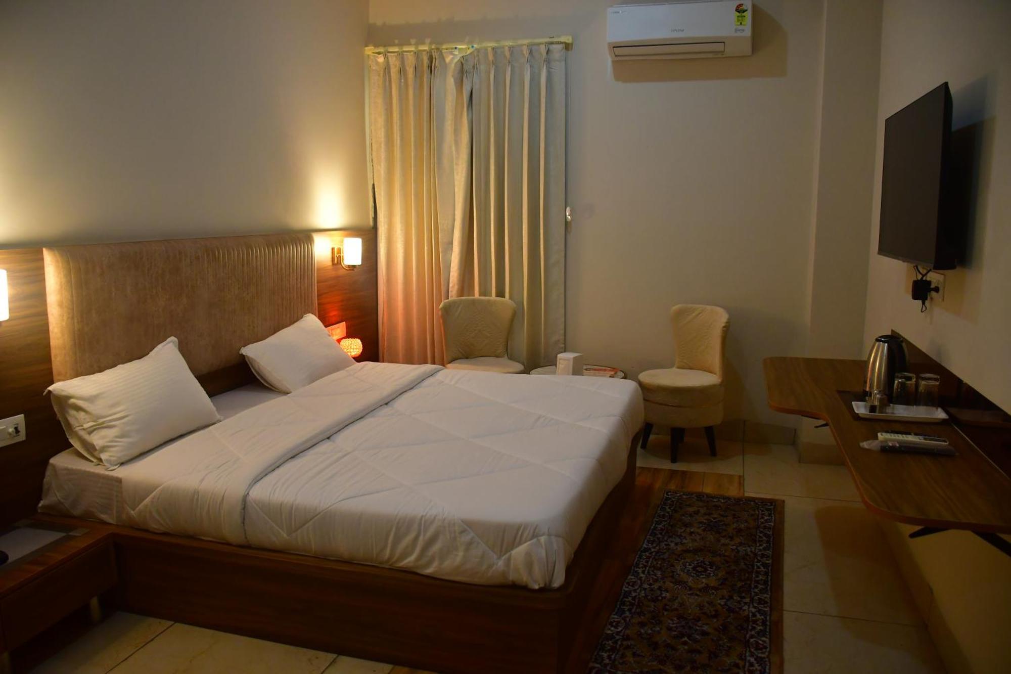 Sadabahar Regency 4*
