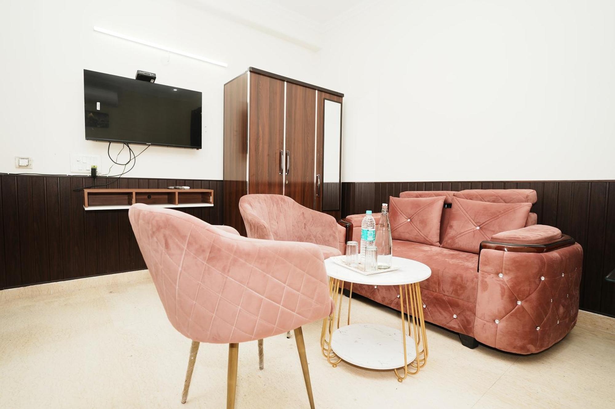 Hotel A.p Residency 3*