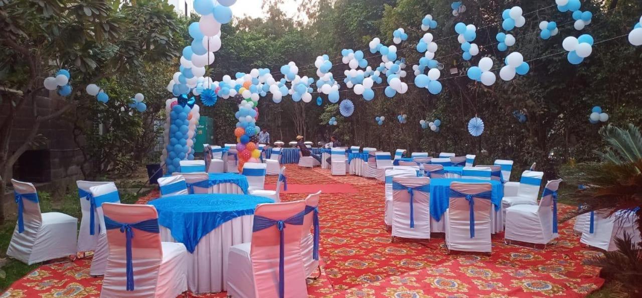Hotel Blue Moon Residency & Restaurant