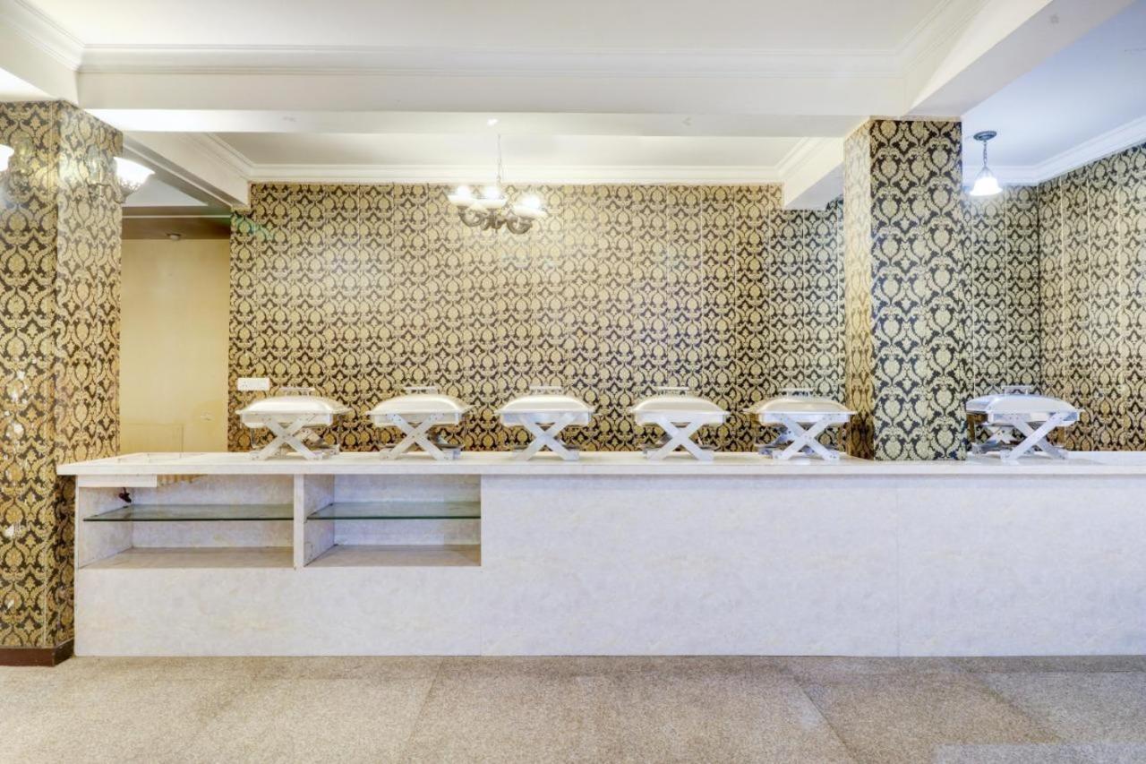 Blue Moon Residency & Restaurant Hotel 3*