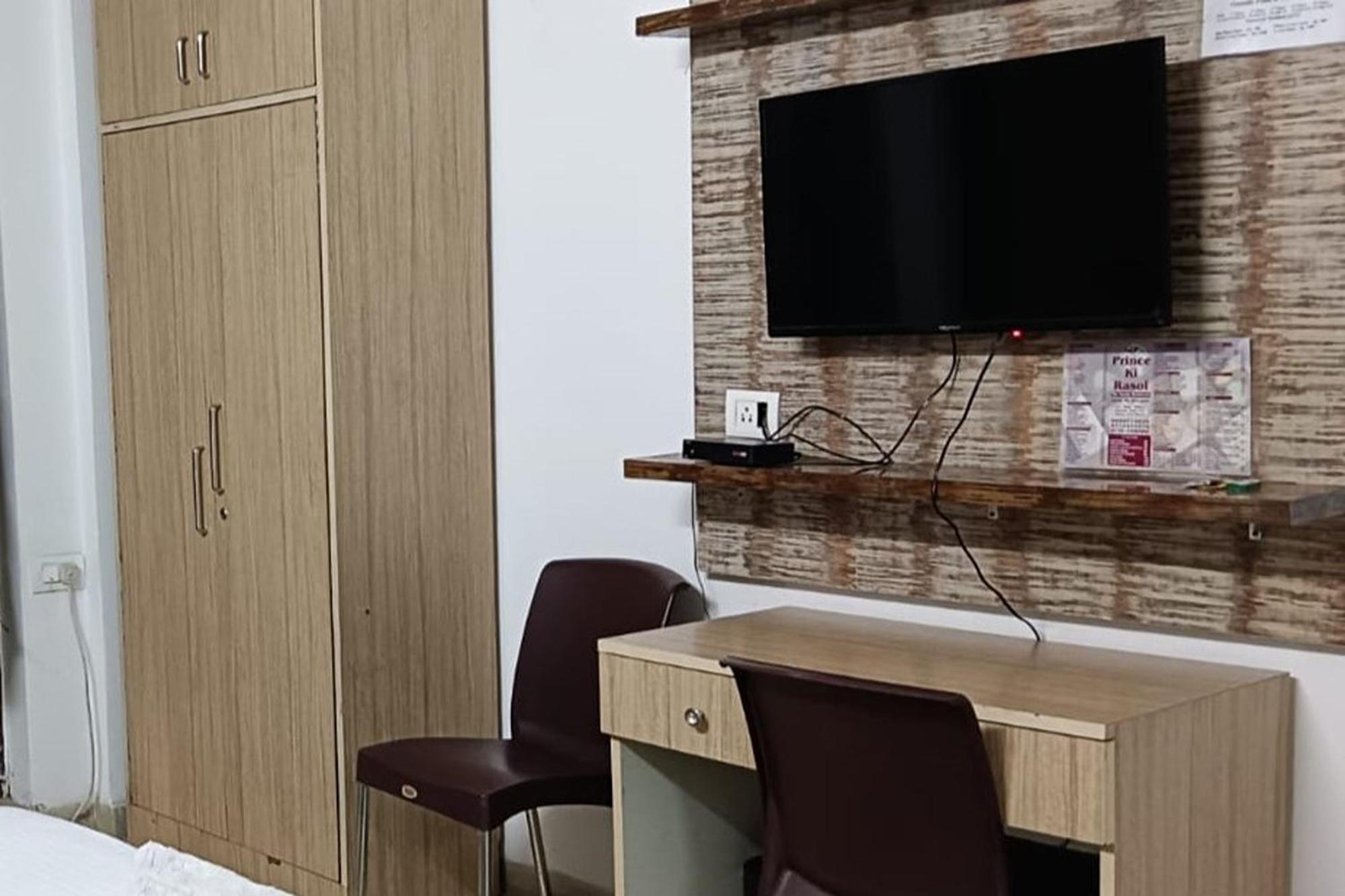Starr Residancy * Gurgaon