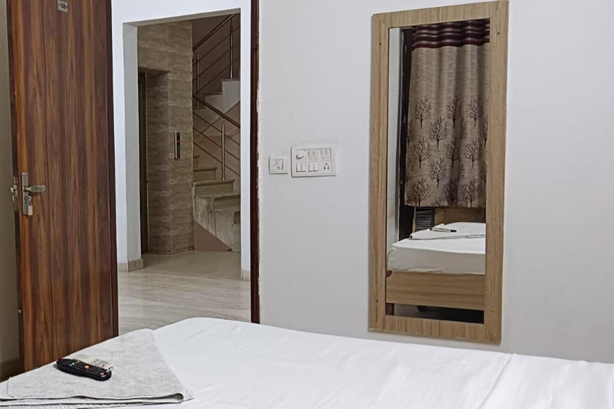 Hotel Starr Residancy *