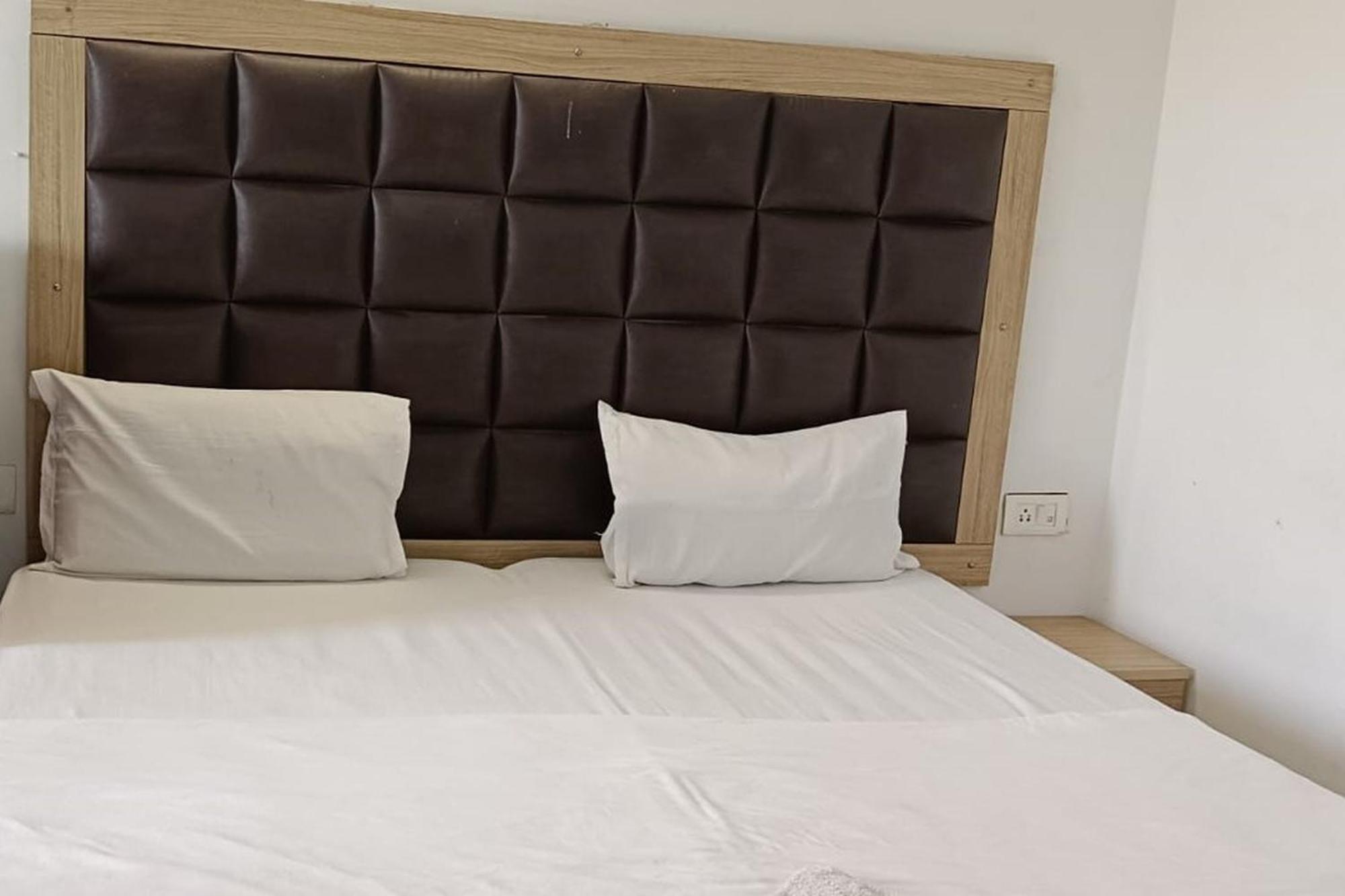 Hotel Starr Residancy *