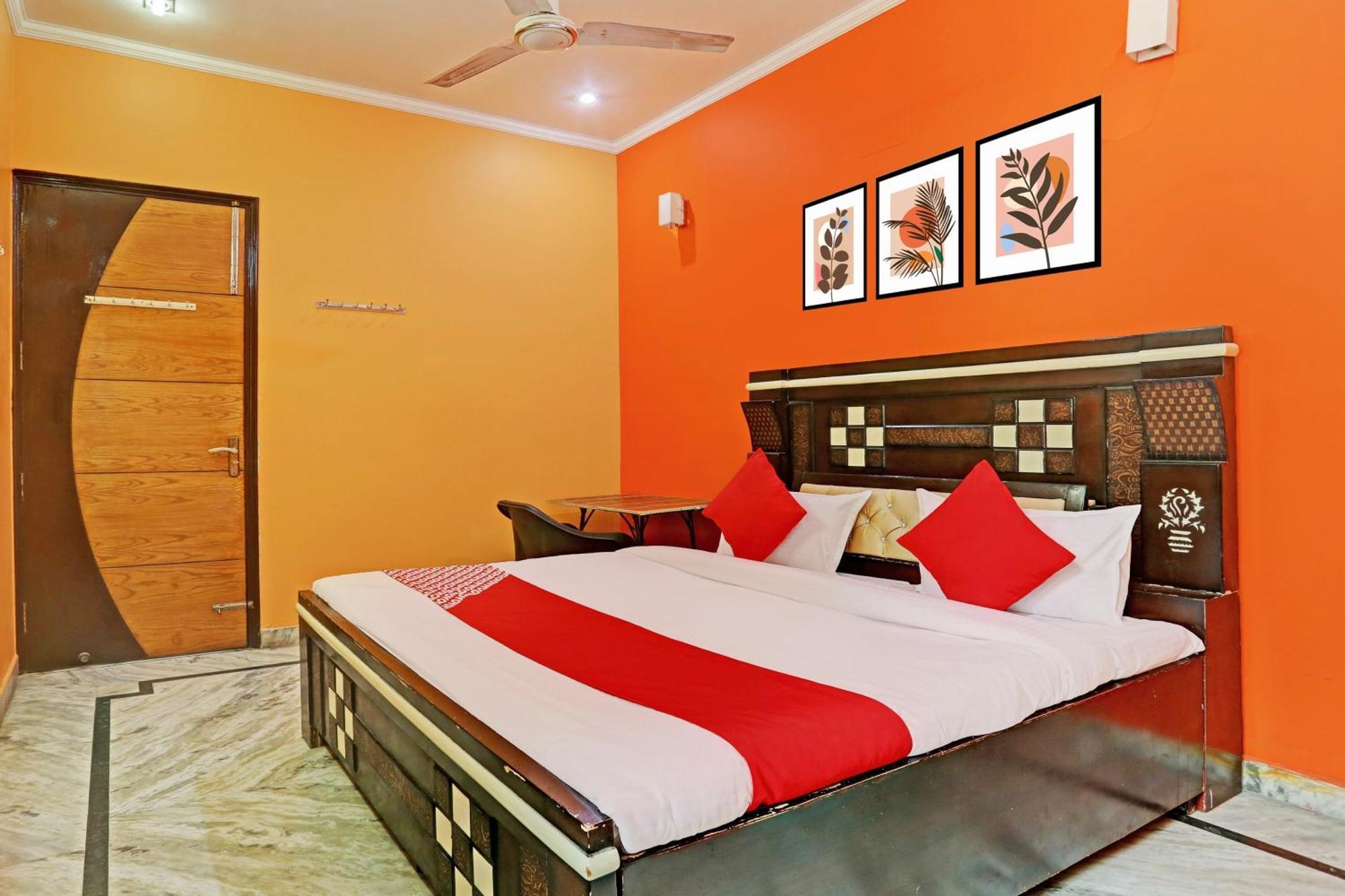 Hotel O Naveen