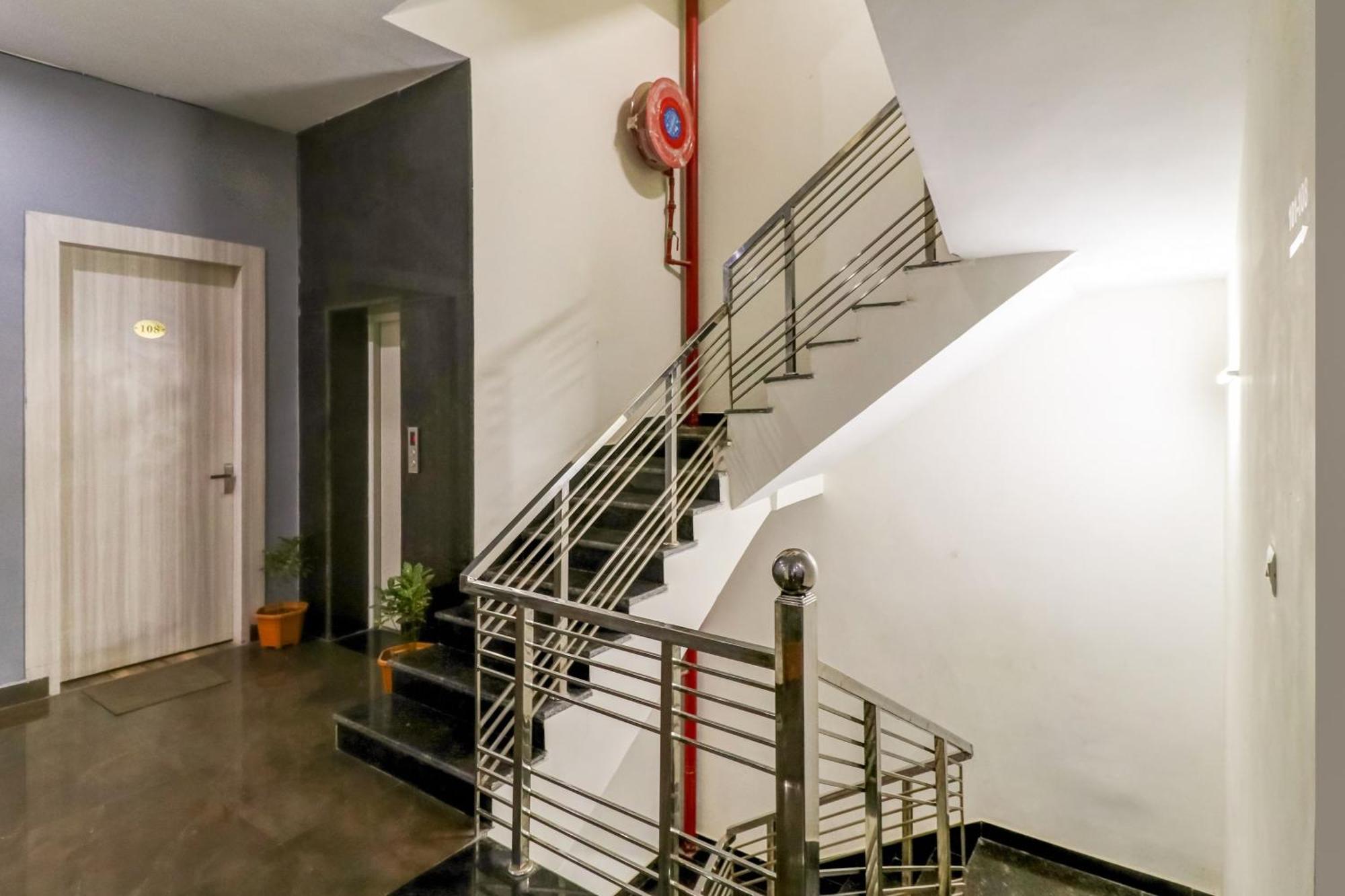 Townhouse Skylight Near Medanta Hospital Gurgaon