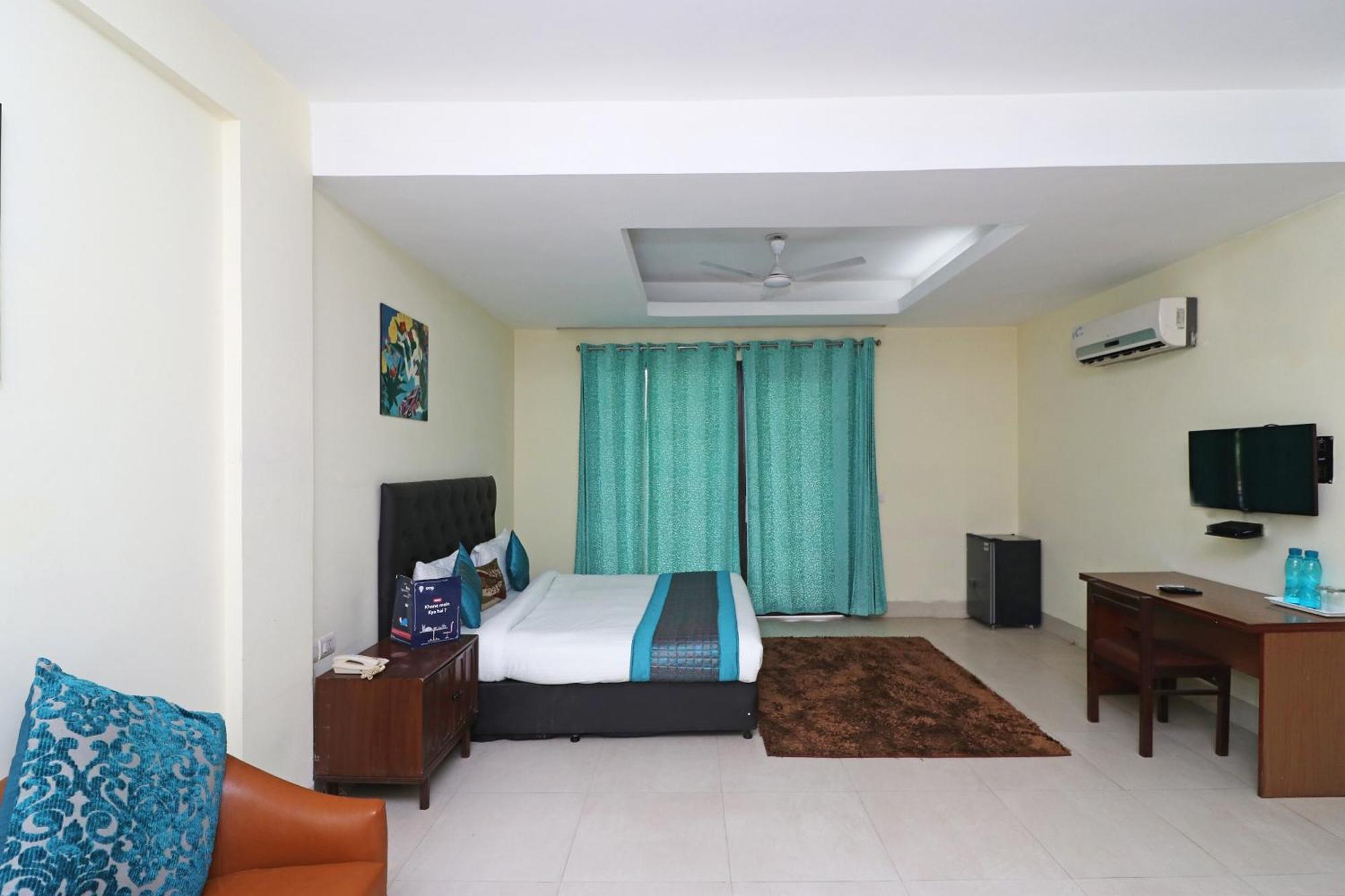 Oyo The Am-bliss 3* Gurgaon