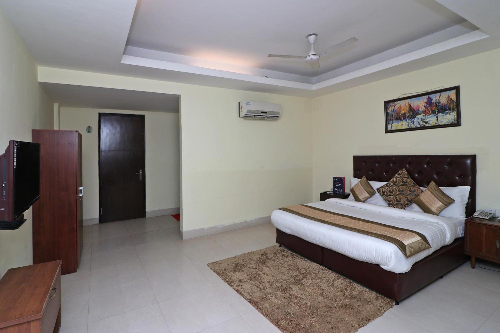 Oyo The Am-bliss 3*