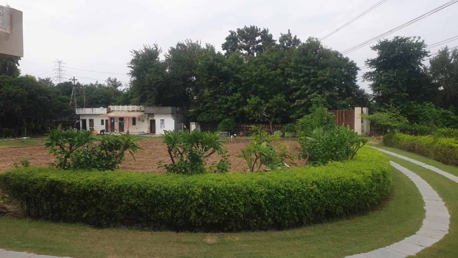 Hotel Maharaja Farms Gurgaon