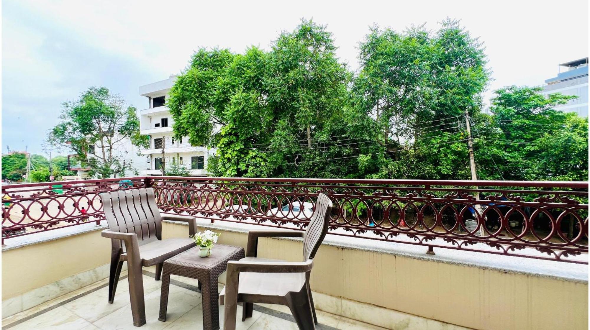 Olive Service Apartments - Golf Course Road Gurgaon